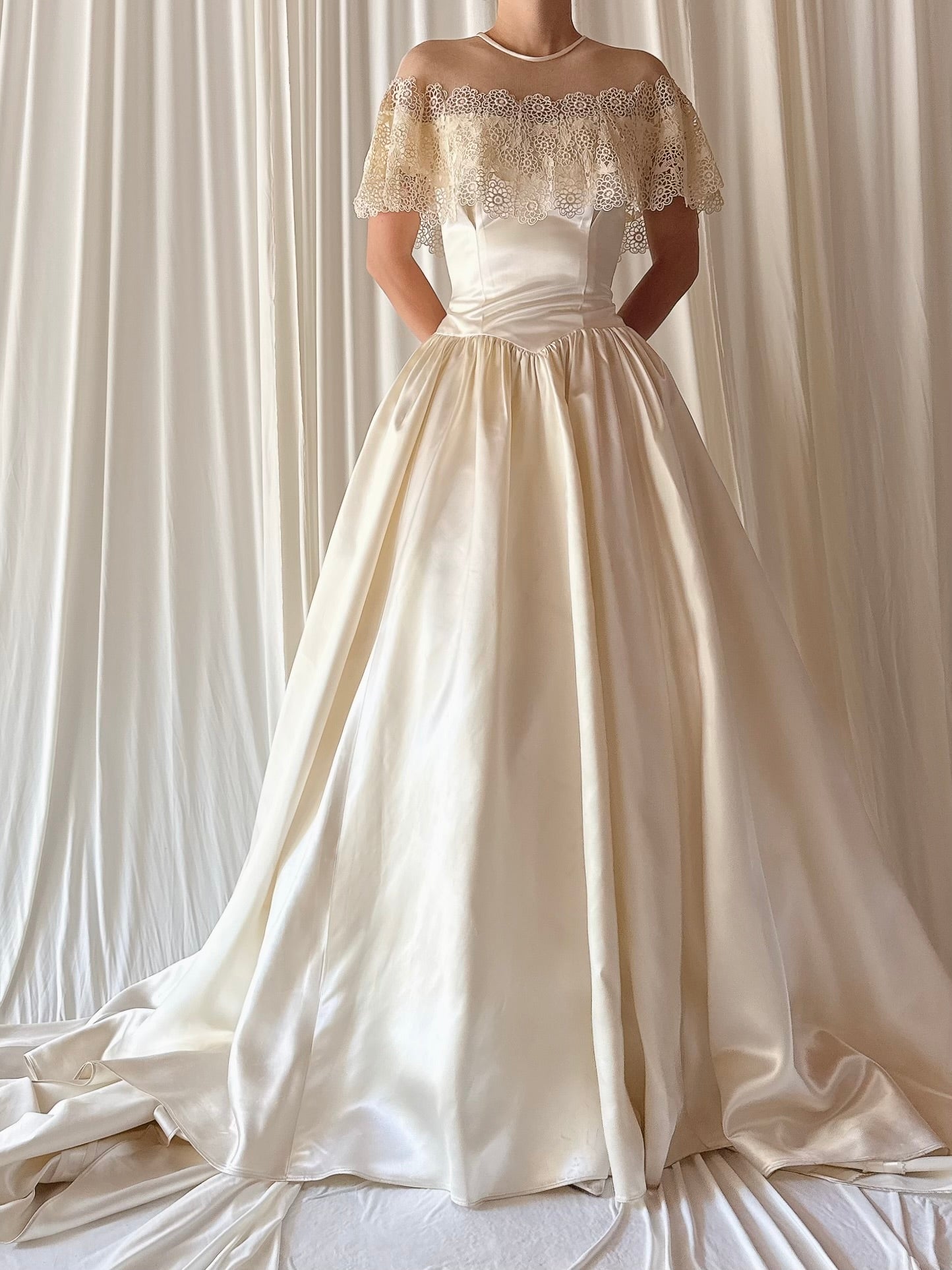 1940s Satin Capelet Gown - XS/4