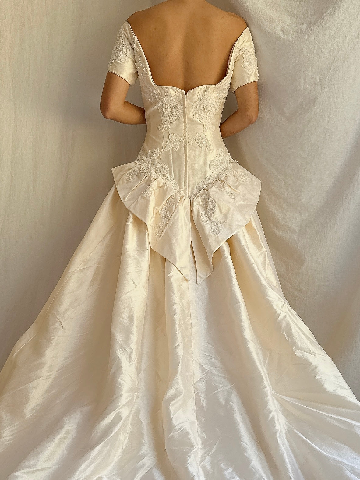 Vintage Wide Neck Lace Embellished Gown - S