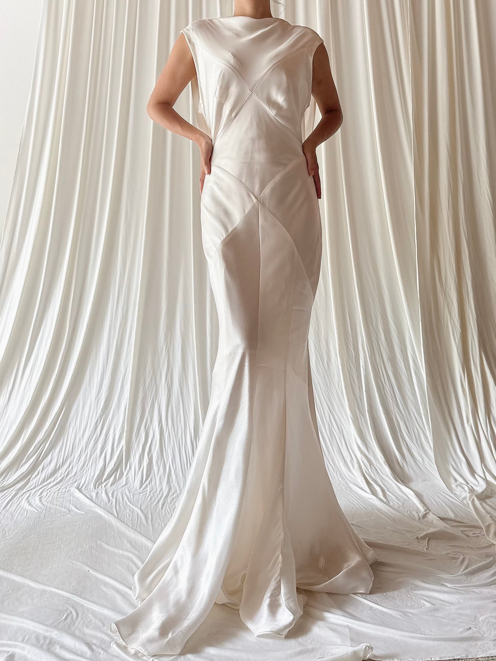 1990s Satin Bias Low Cut Back Gown - Size 4-8
