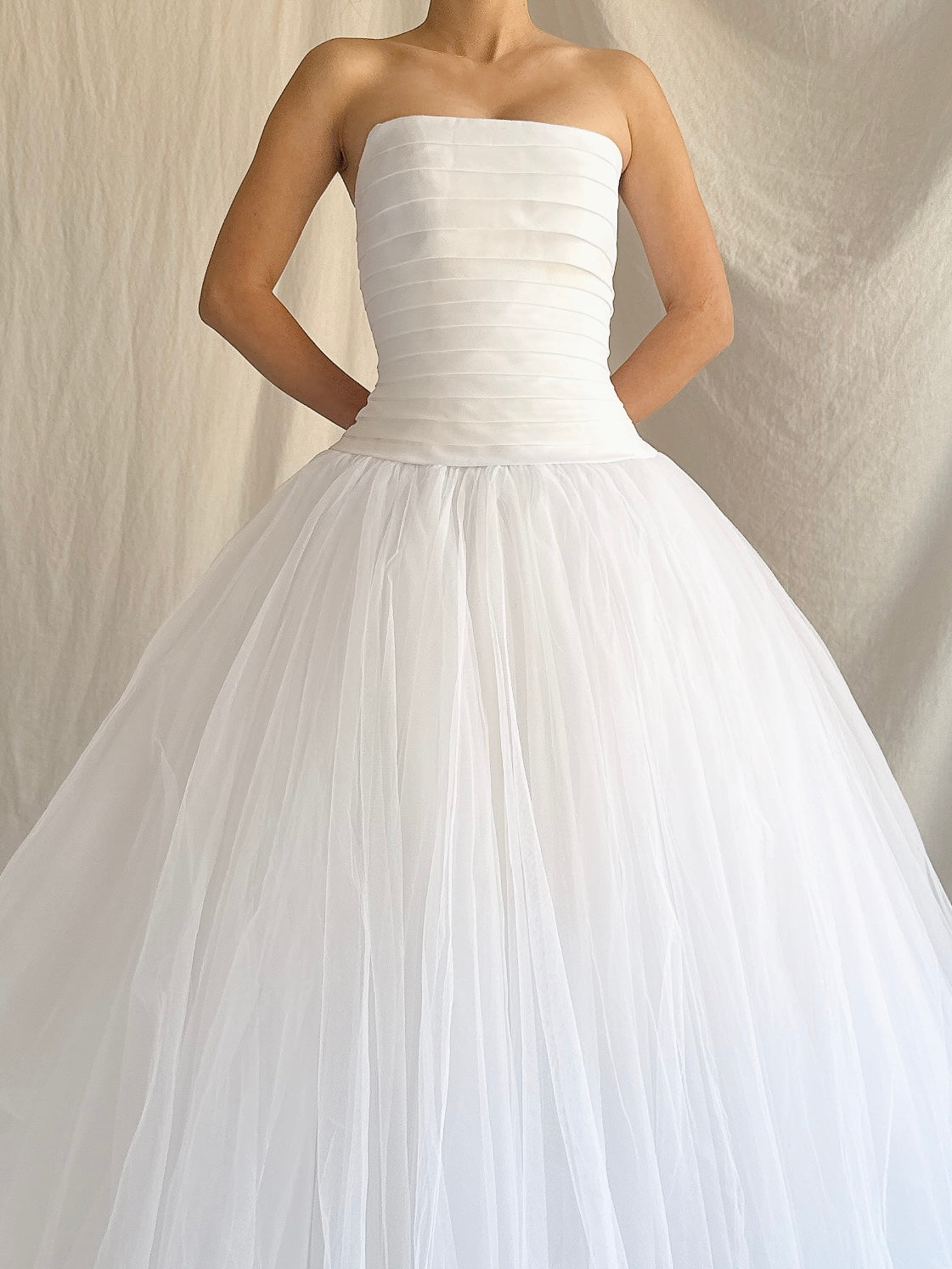 1990s Oleg Cassini White Tulle Gown - M/8