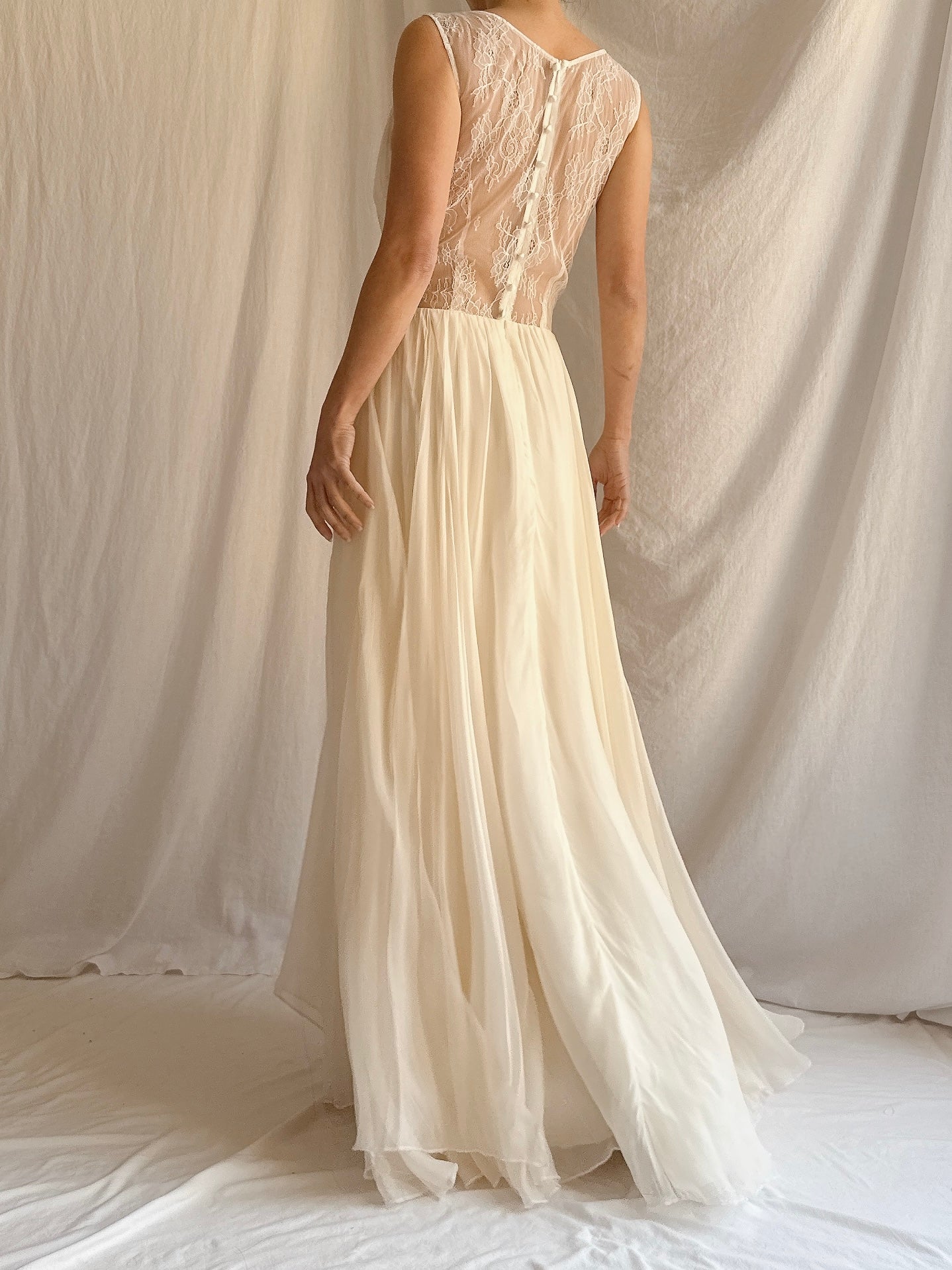 Leanne Marshall Ivory Silk Gown - XS/2