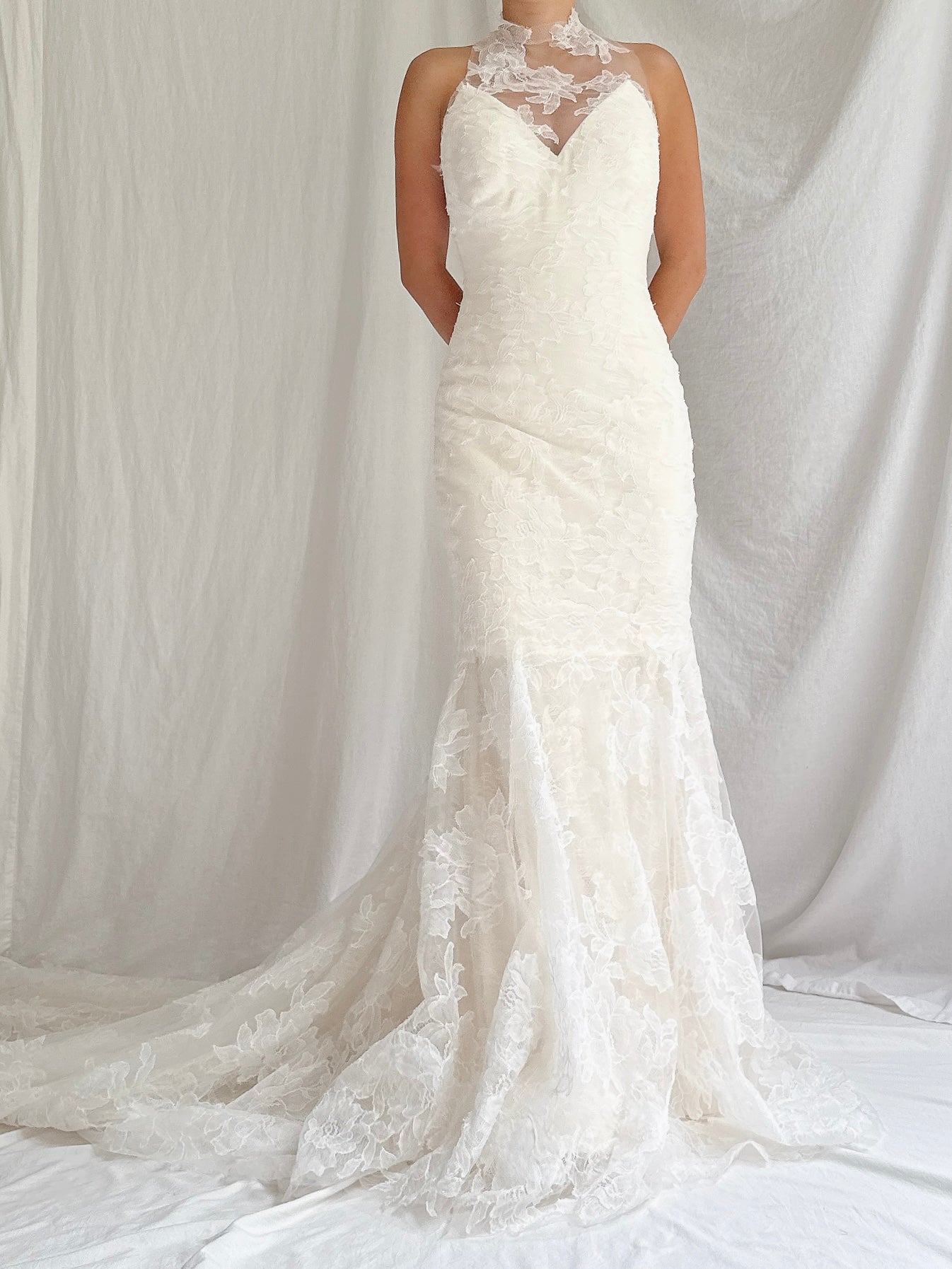 00 Vera Wang Silk Lace Gown - XXS/0