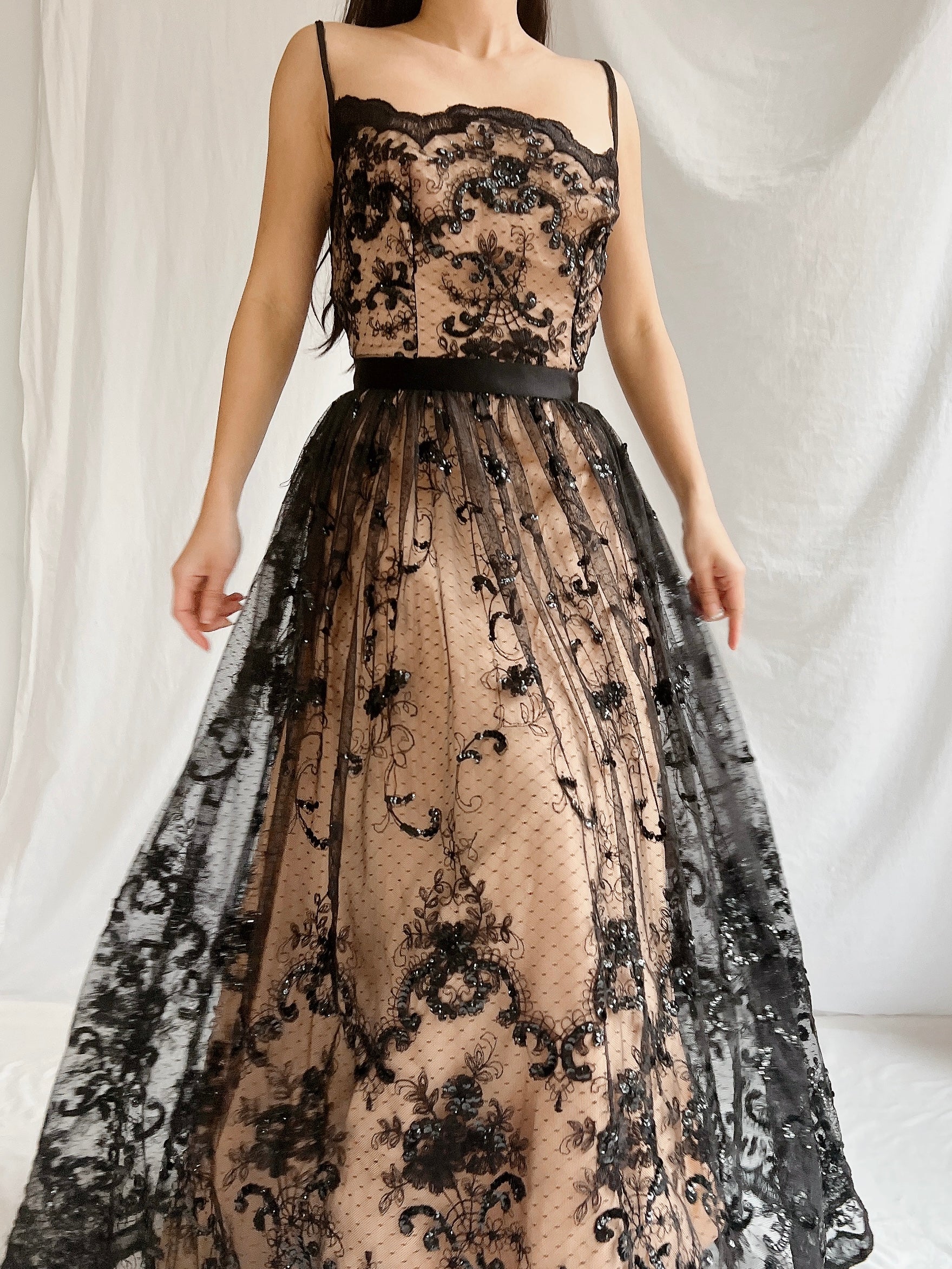 Vintage Nude and Black Lace Dress - S Vintage Nude and Black Lace Dress - S