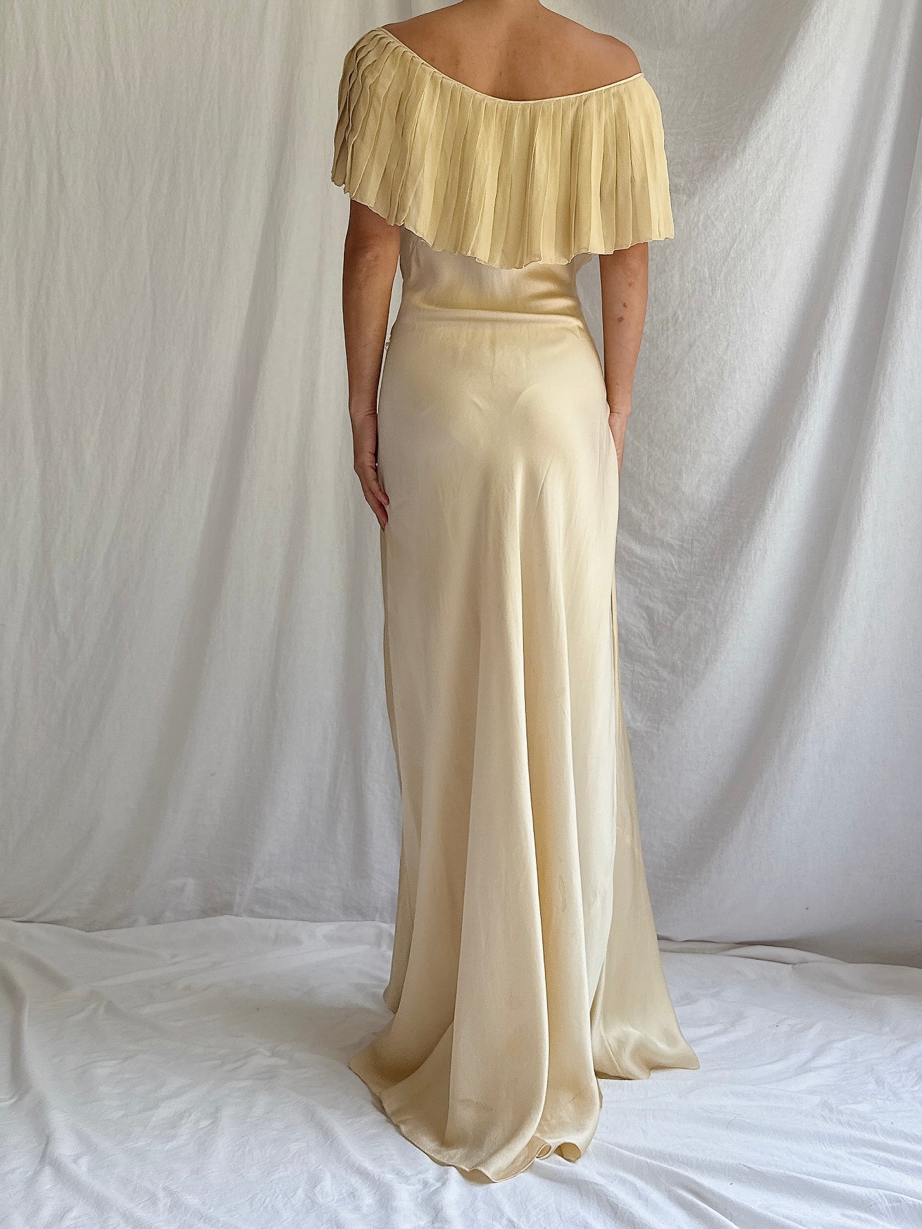1930s Silk Butter Yellow Bias Cut Dress - M 1930s Silk Butter Yellow Bias Cut Dress - M