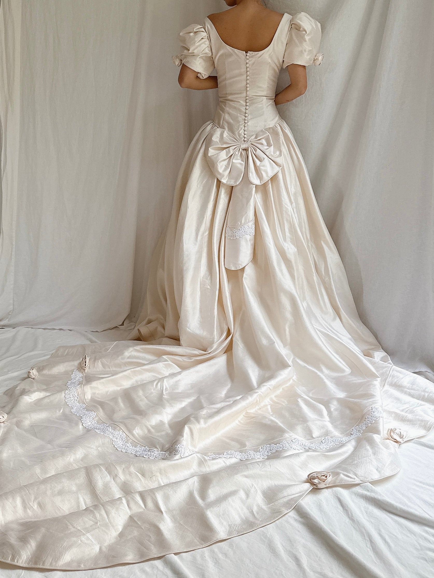1990s Vintage Silk Puff Sleeve Gown - S/4