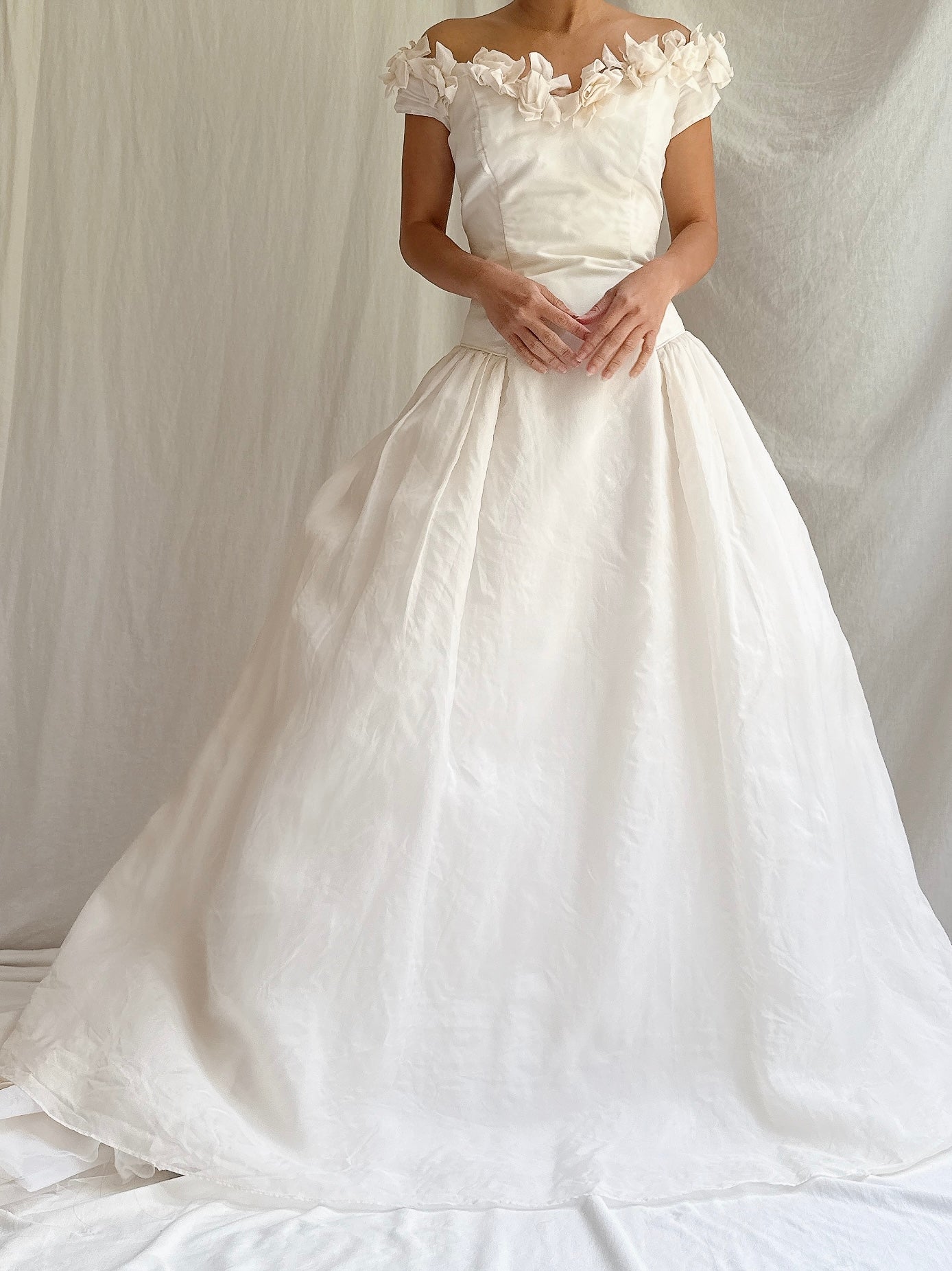 Silk Organza Off-the-Shoulder Gown - M