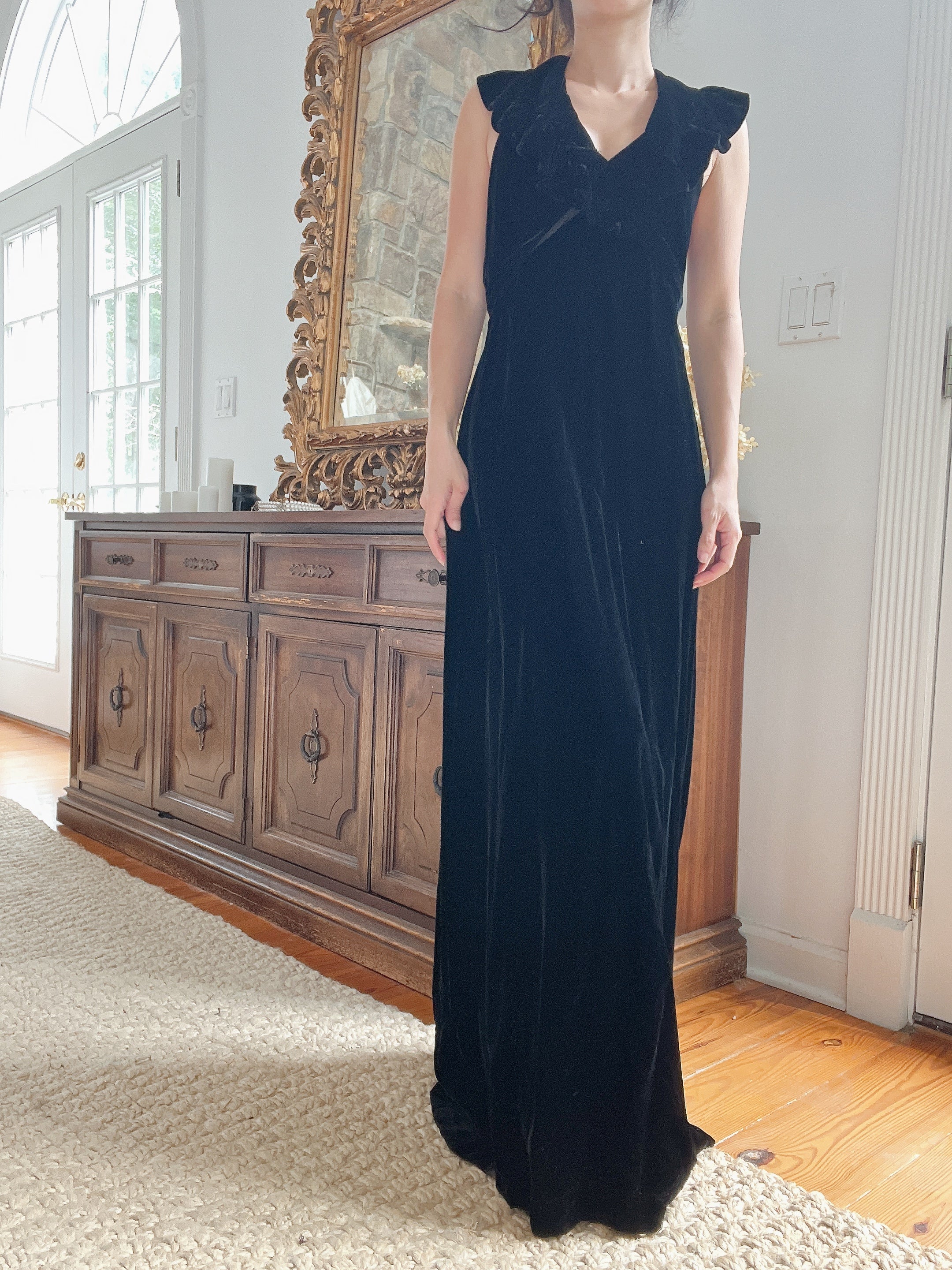 1940s Black Velvet Gown - XXS