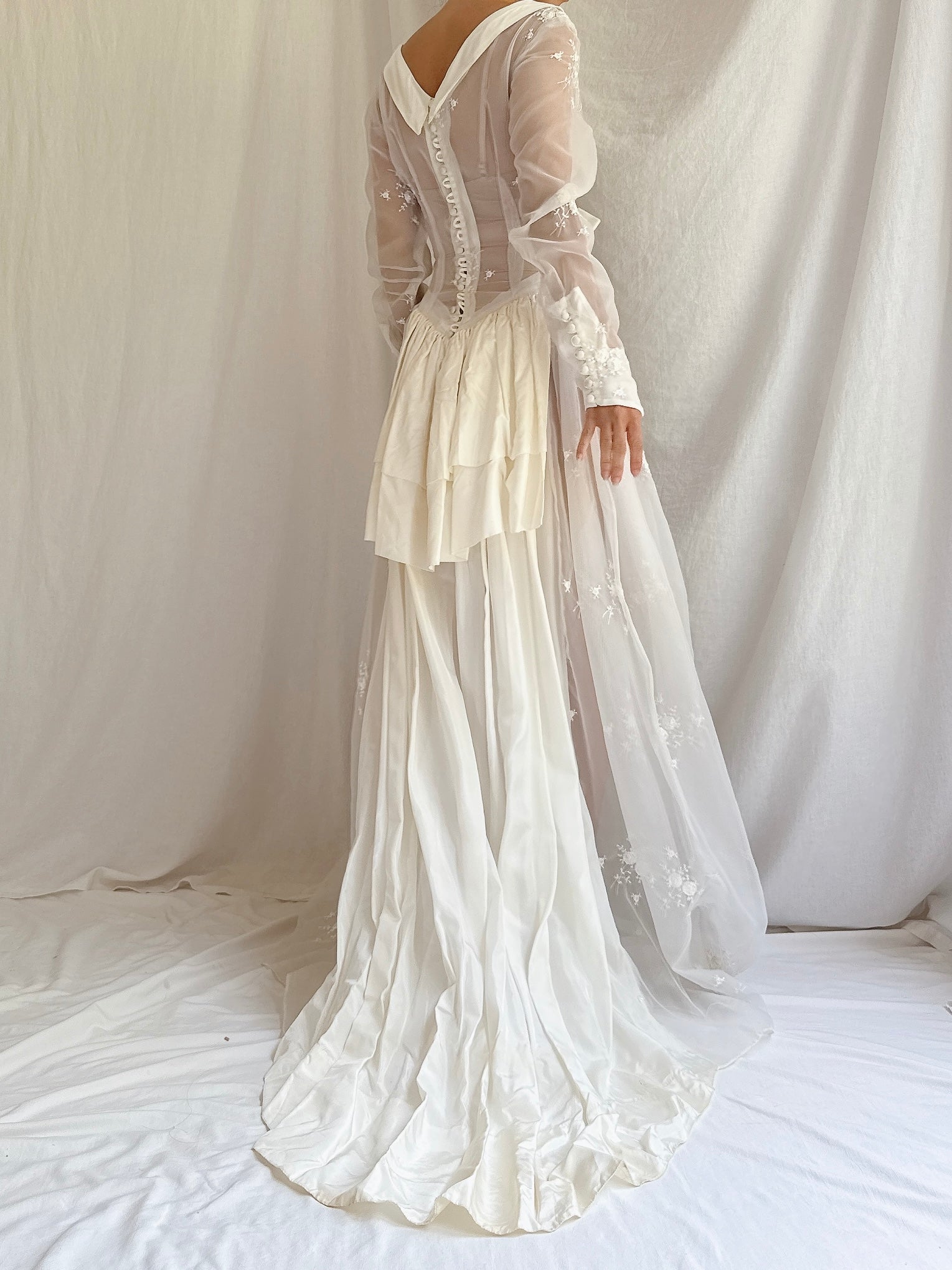 1940s Sheer Nylon Embroidered Dress - S/M