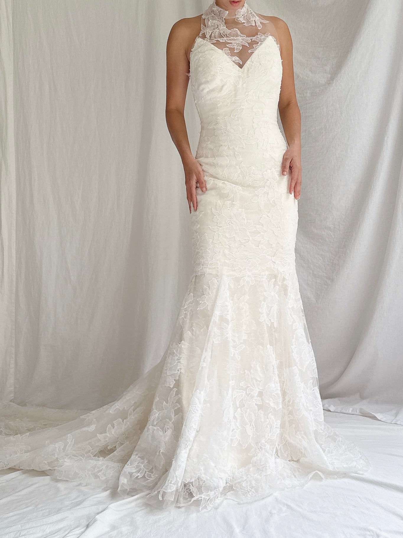 00 Vera Wang Silk Lace Gown - XXS/0