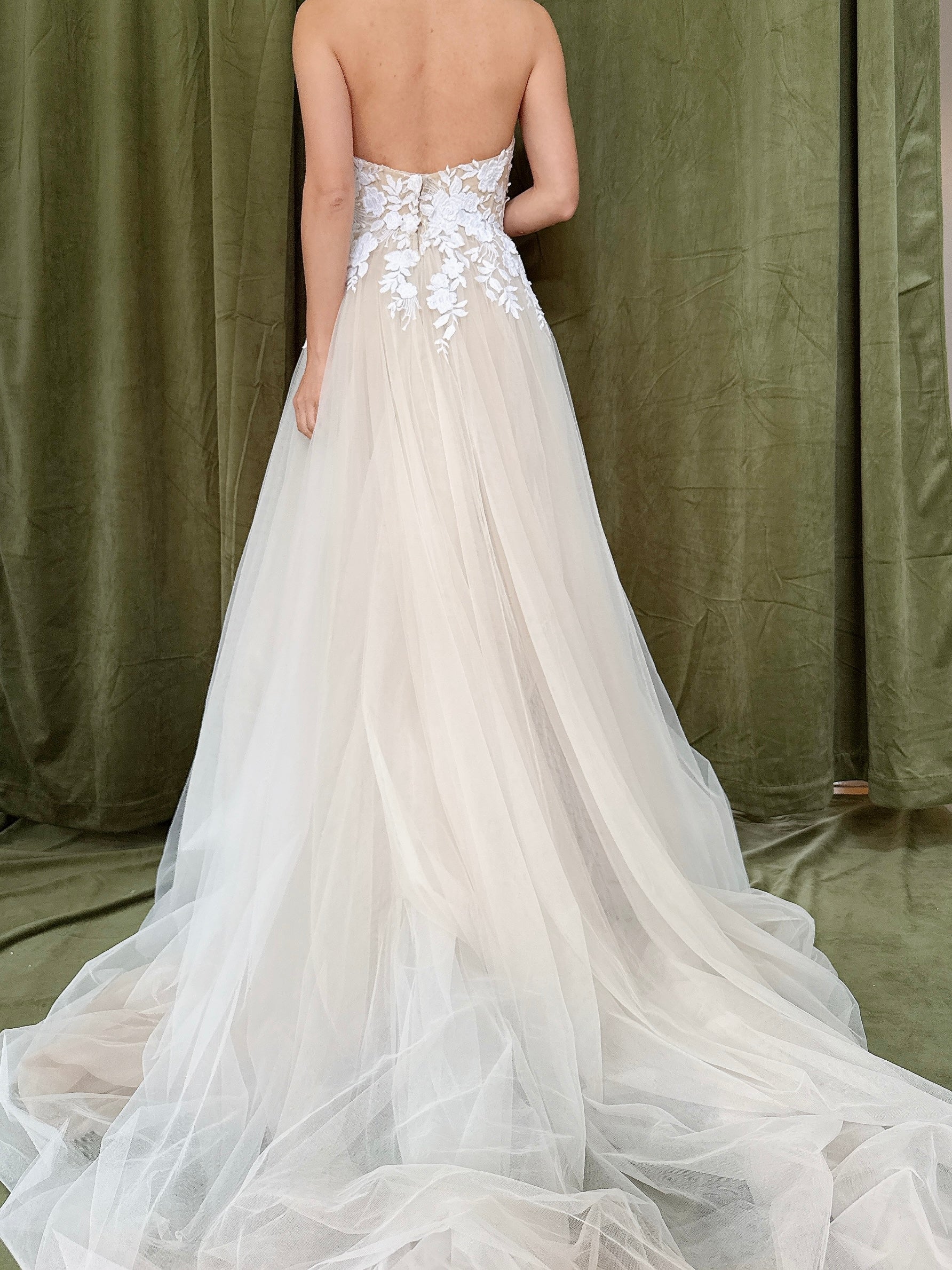Mira Zwillinger Strapless Nude Tulle Embroidered Dress - M/8