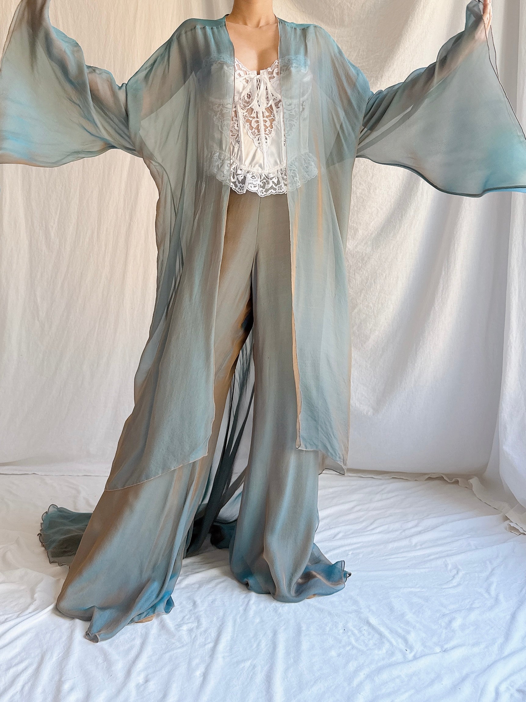 Vintage Silk Iridescent Set - OSFM