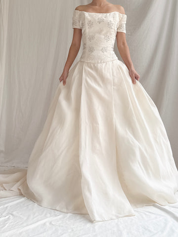 1990s Monique Llhuilier Silk Organza Gown - M