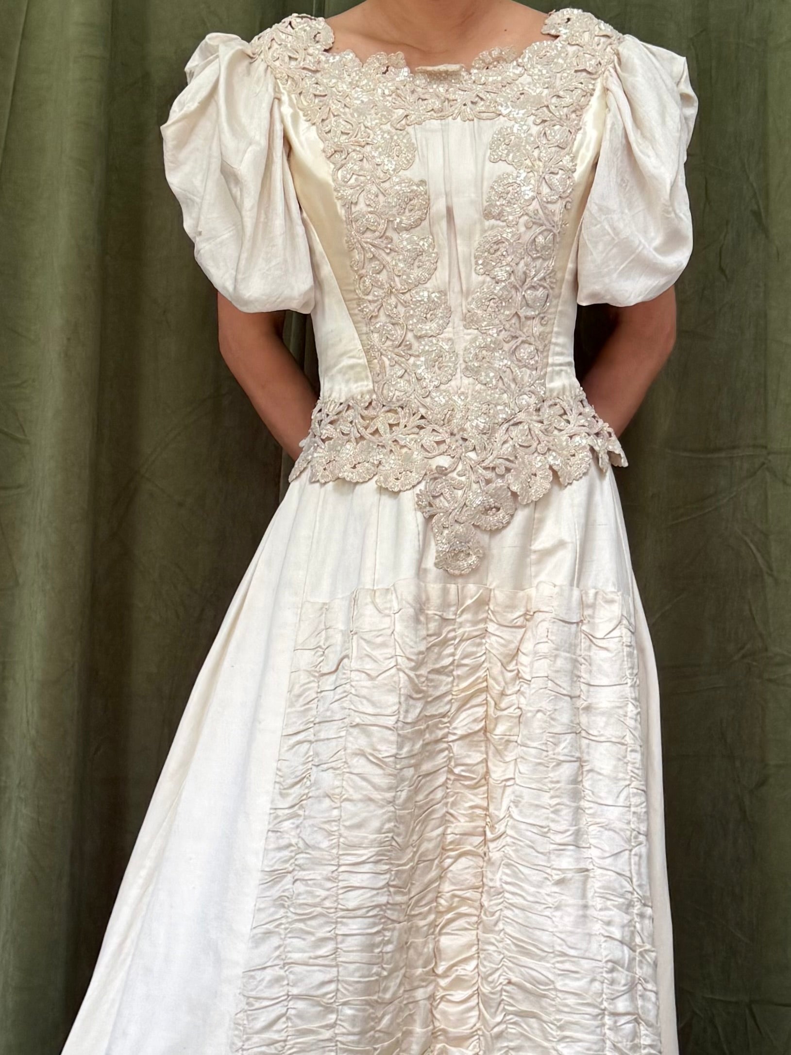 Antique Silk 2-Piece Ensemble - XS/S