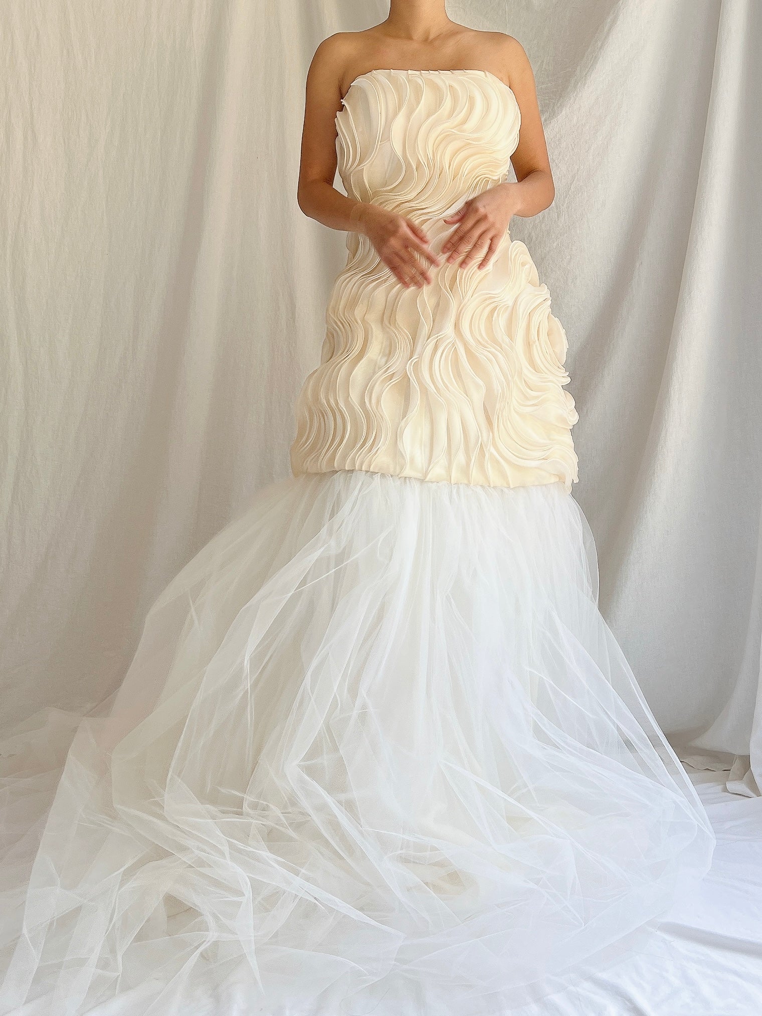 Vintage Strapless Ruffle Gown - M/8