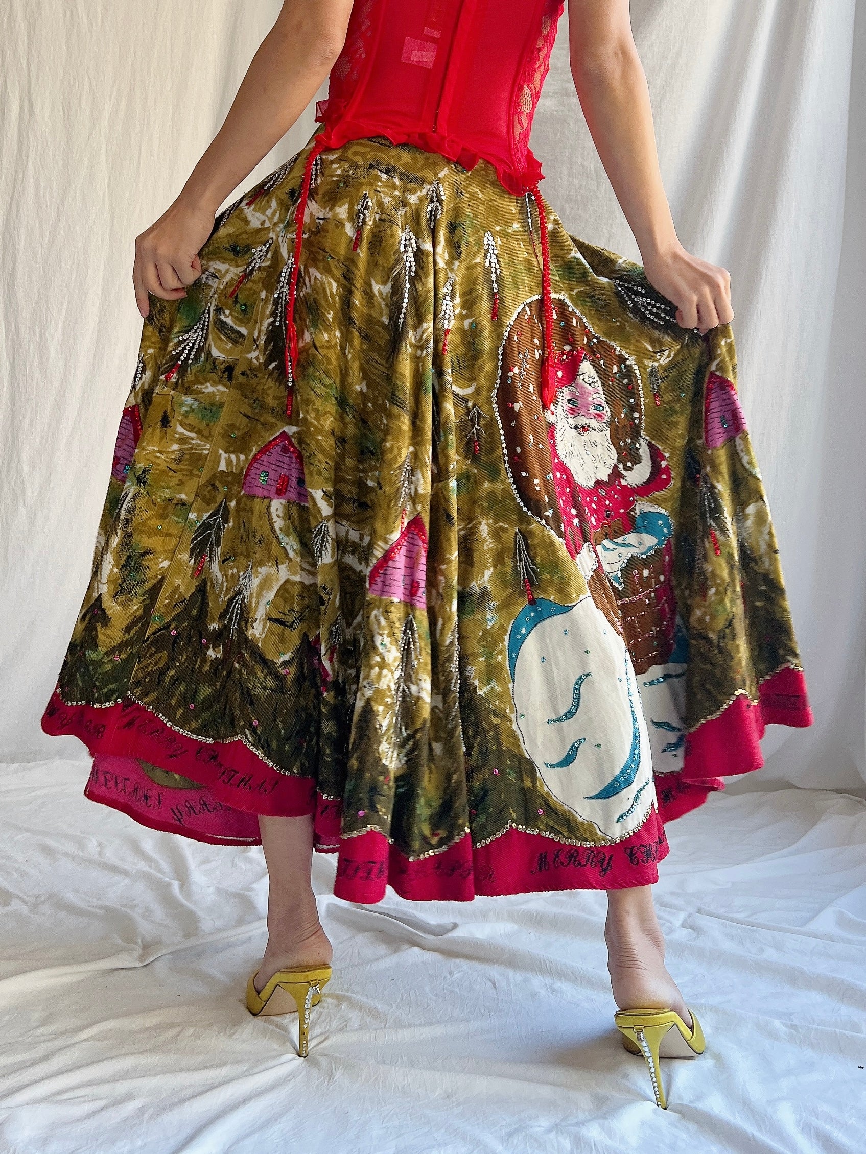 Vintage Embroidered Christmas Skirt - M