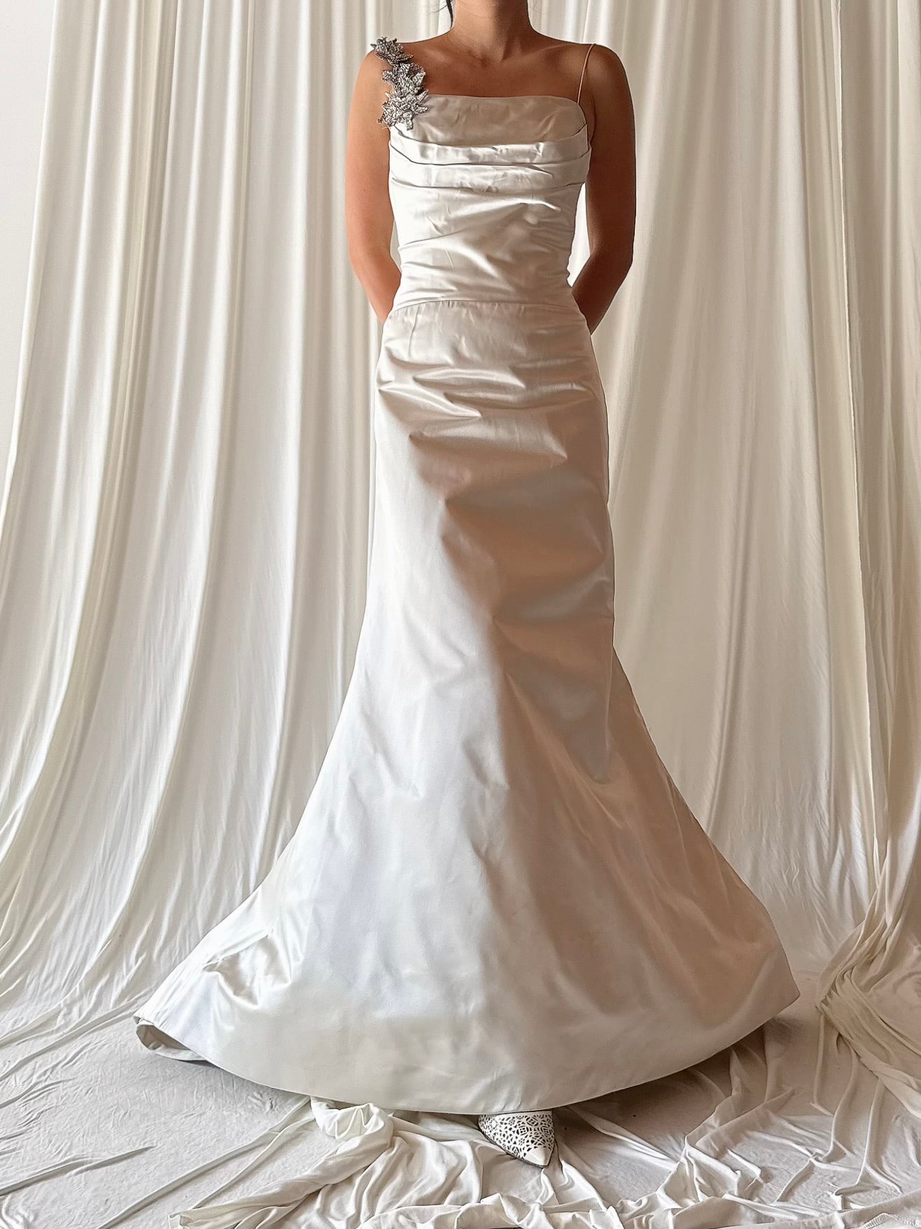 Vintage Vera Wang Silk Oyster Gown - XS