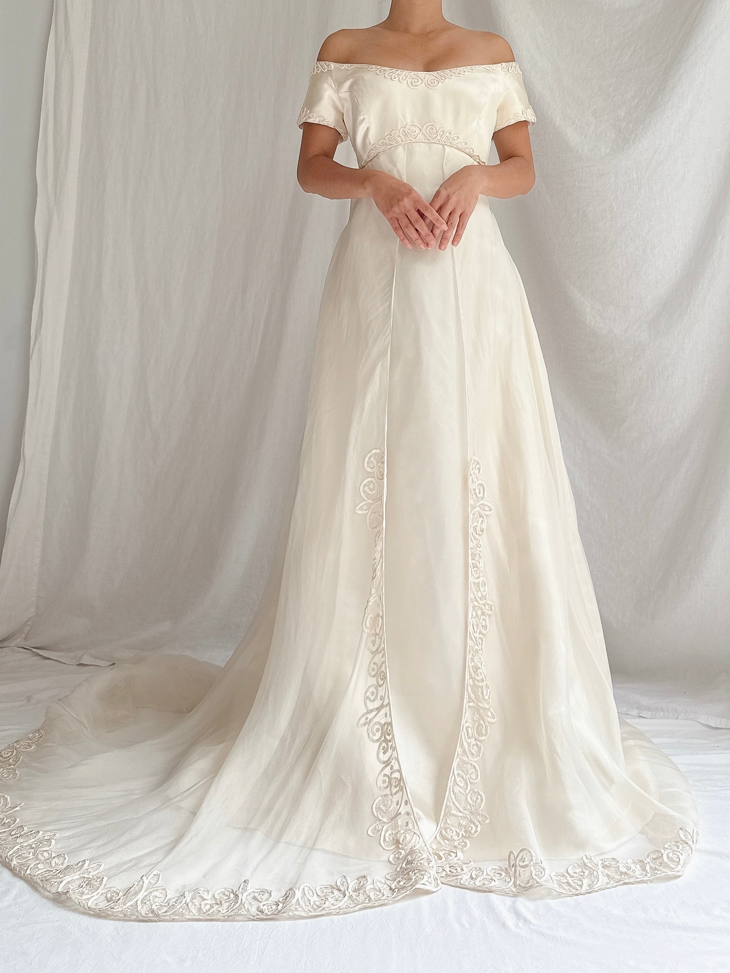 1990s Reem Acra Silk Organza and Charmeuse Gown - S/M 6
