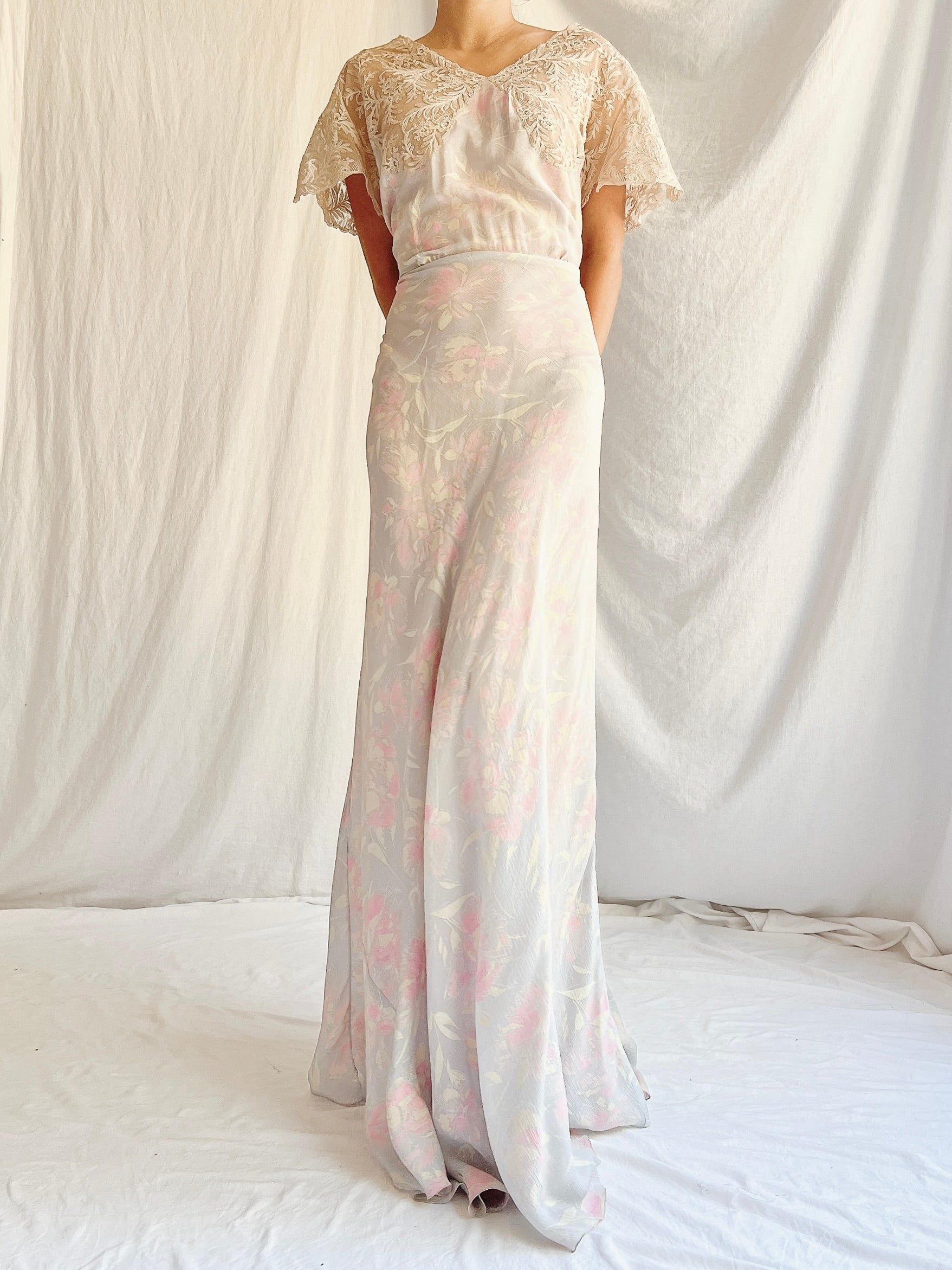 1930s Silk Pastel Gown - M