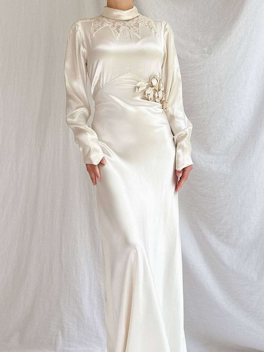 1930s Satin Slip Long Sleeve Slip Gown - S