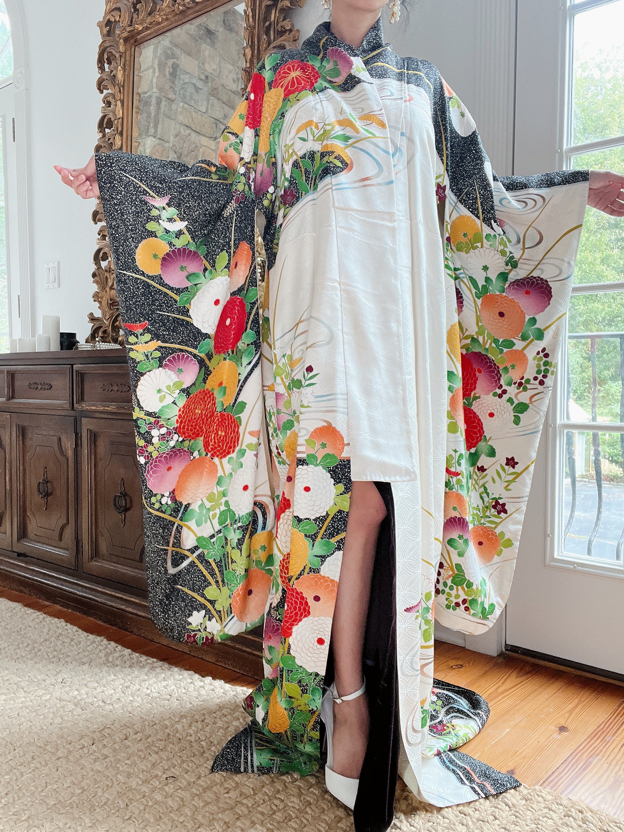 Vintage Silk Black and Green Floral Kimono - OSFA