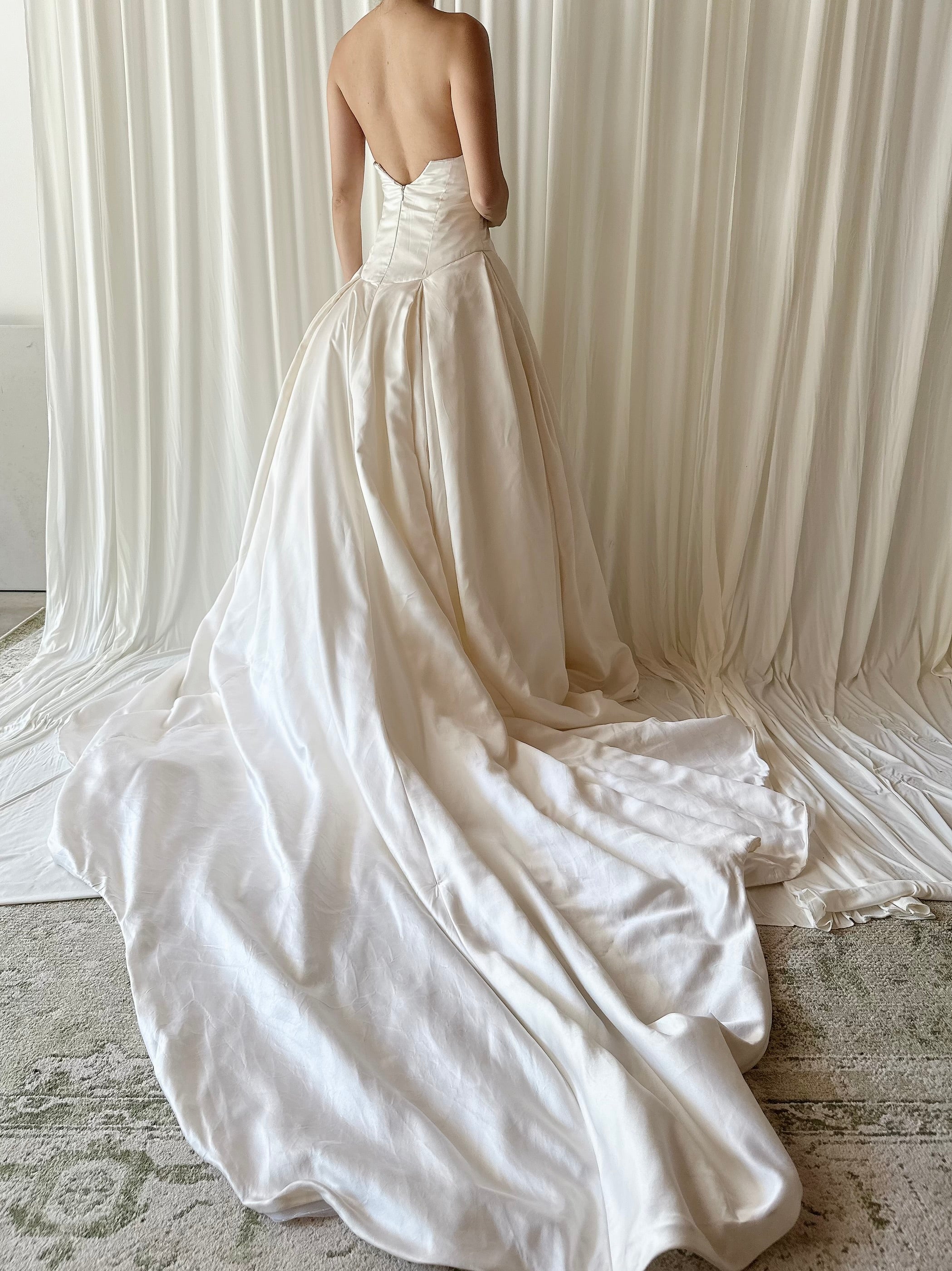 00 Reem Acra Strapless Gown - 4/6