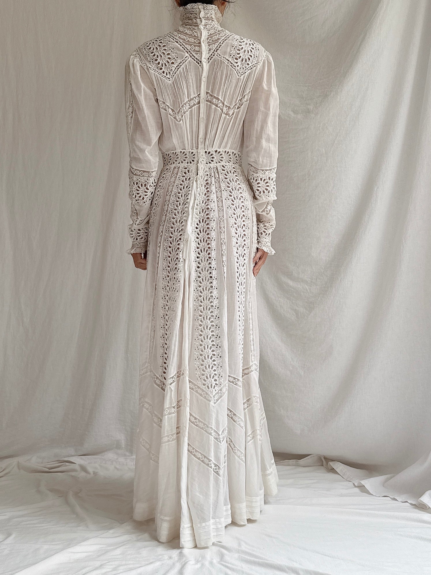 Victorian Cotton and Lace Dress - XS