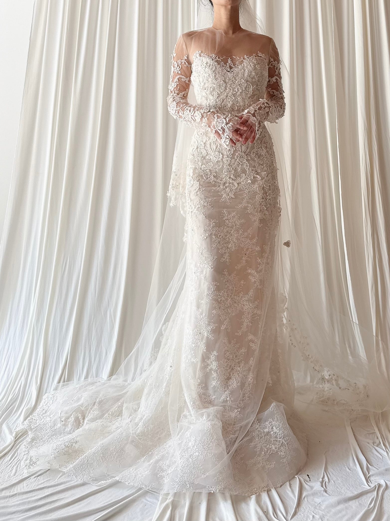 00 Reem Acra Lace Tulle Gown with Veil - XS