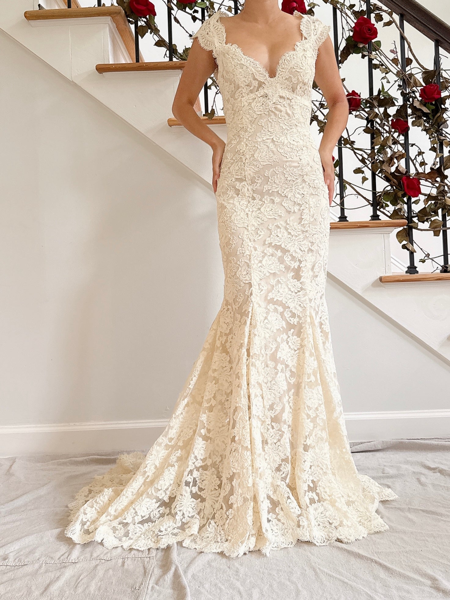 Vintage Monique Llhuilier Lace and Silk Gown - XS/S