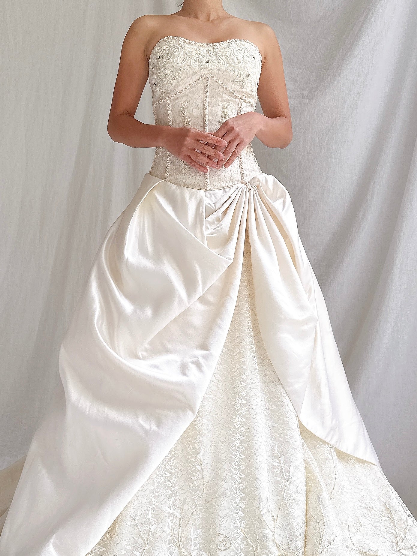 Vintage Lace and Silk Bustier Gown - M/8