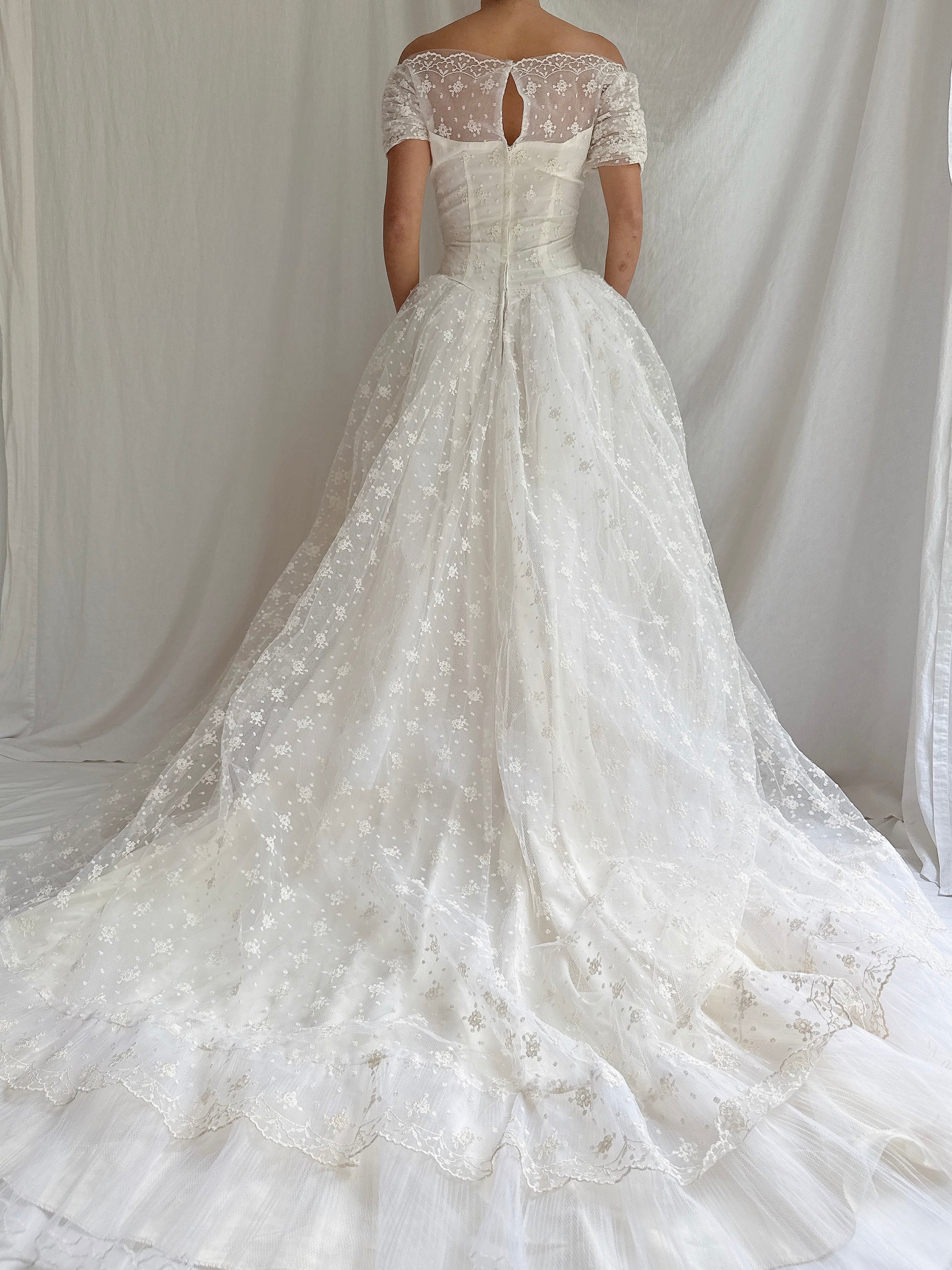1950s Tulle Embroidered Layered Gown - XS