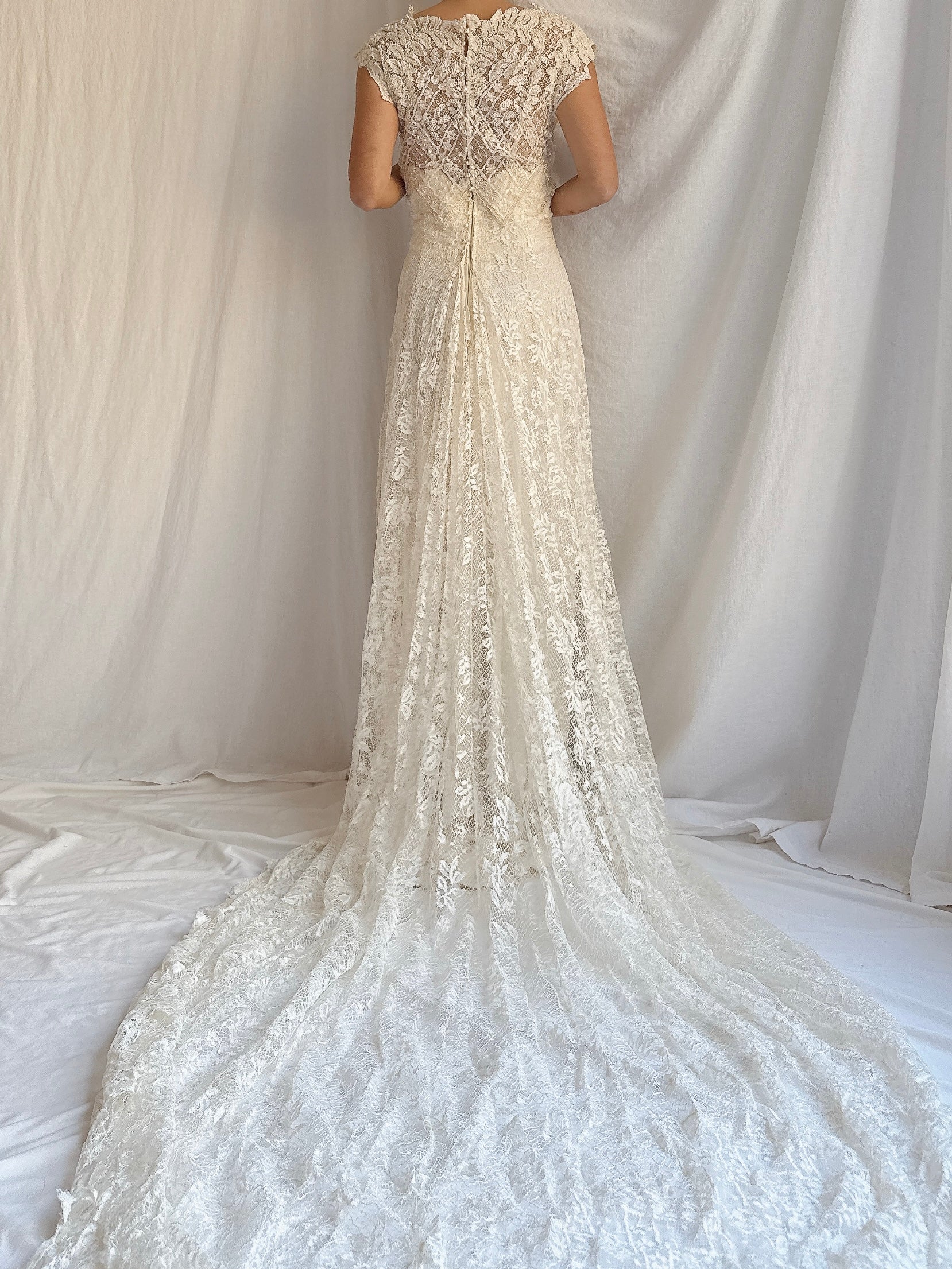 Vintage Floranna Italy Silk and Lace Gown - M/8