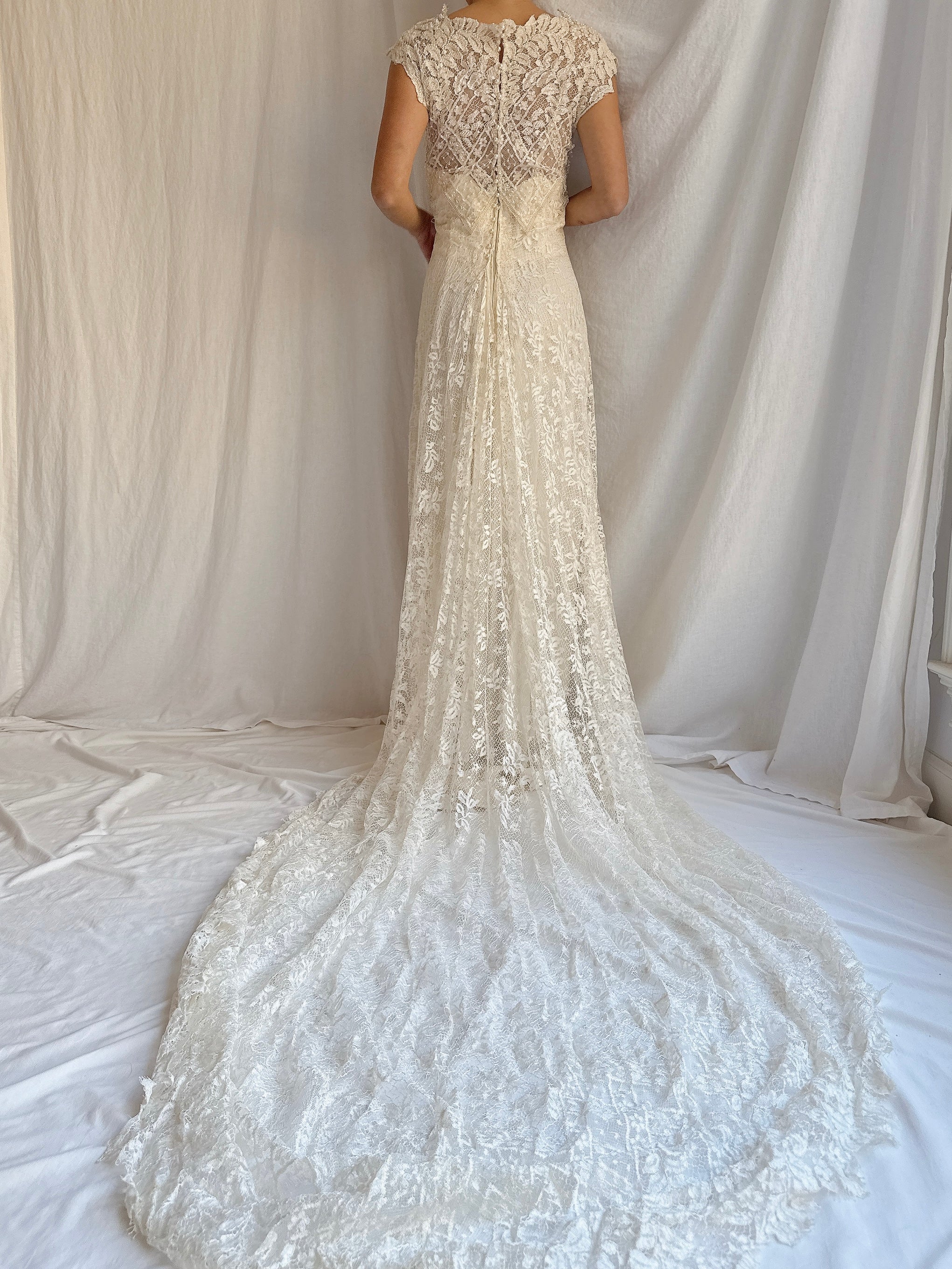 Vintage Floranna Italy Silk and Lace Gown - M/8