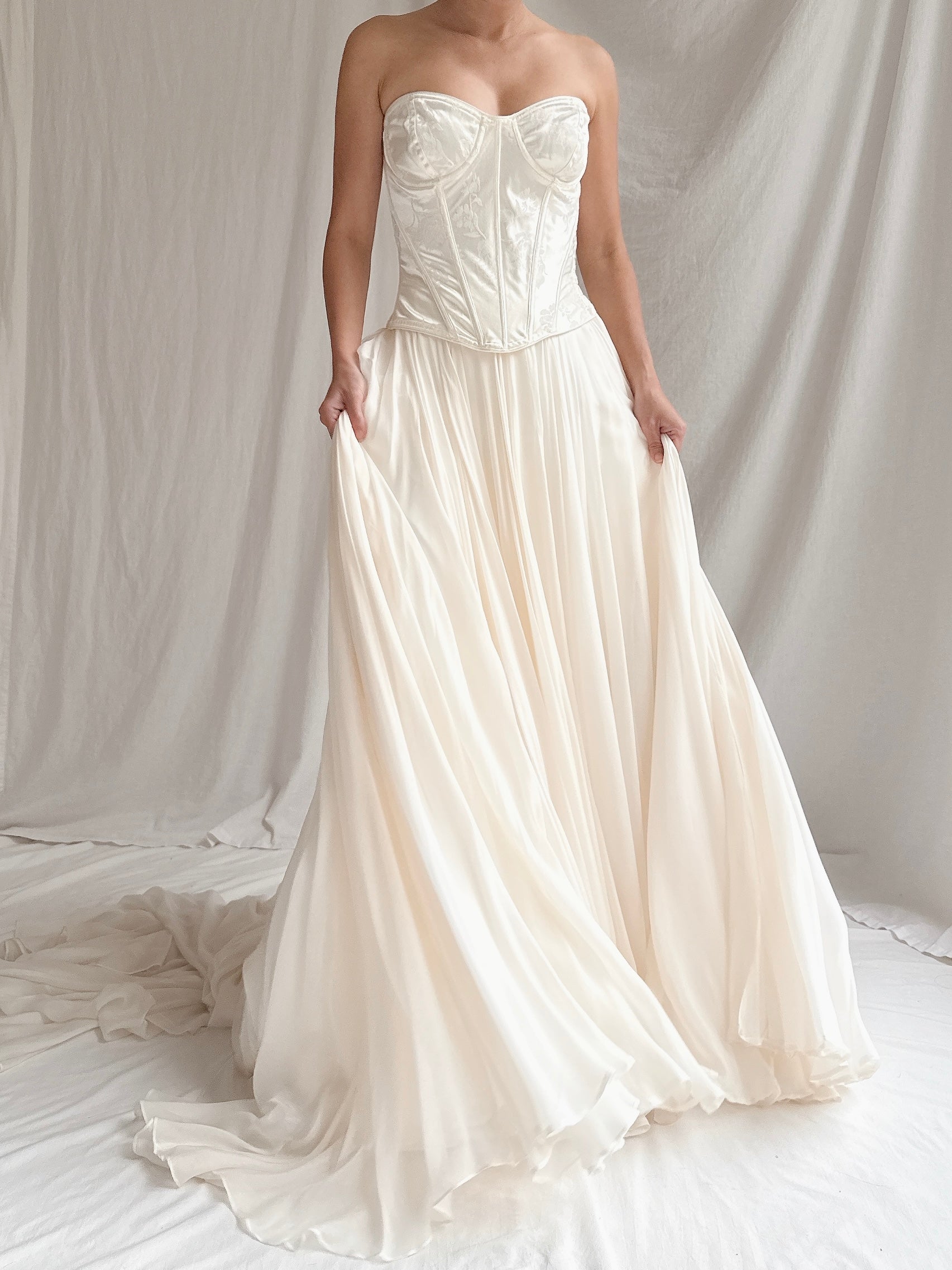 Vintage Silk 2-Piece Set - S-M