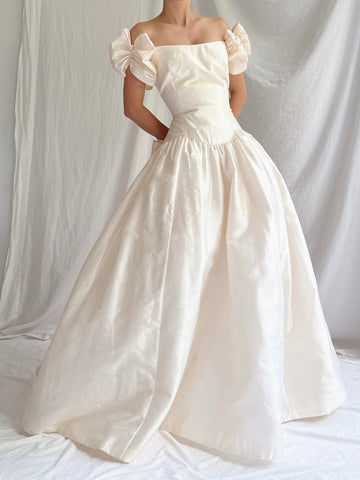 Vintage Silk Bow Sleeves Gown - S/M