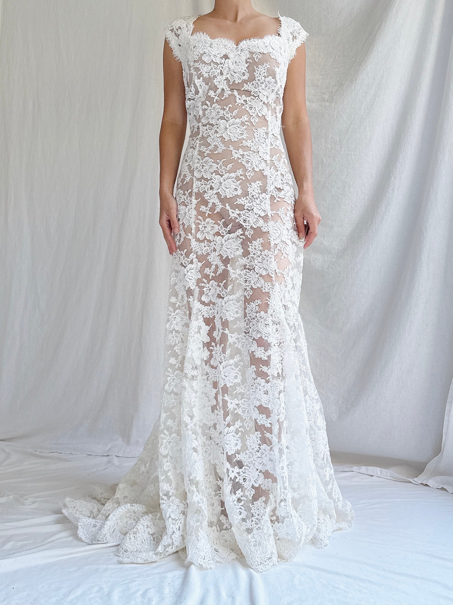 Vintage Monique Llhuilier Sheer Alencon Lace Gown - S/4