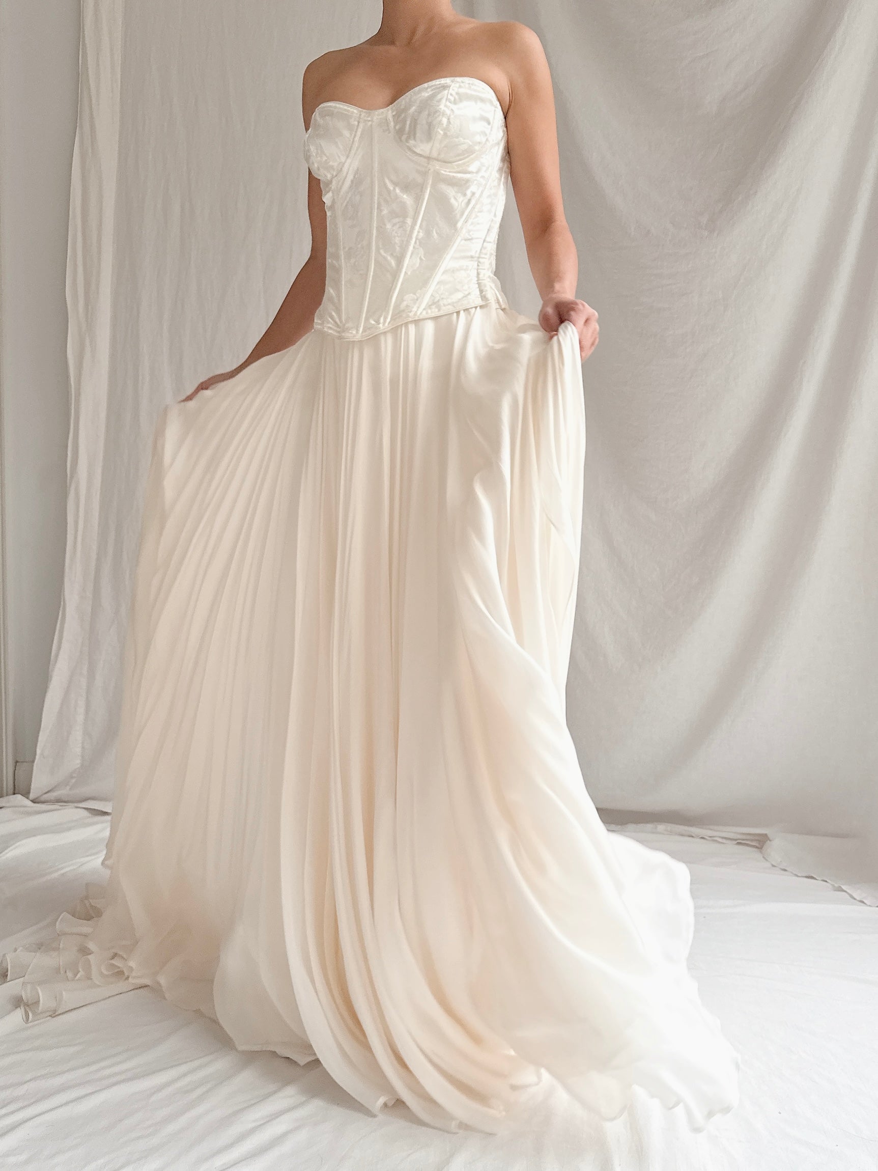 Vintage Silk 2-Piece Set - S-M