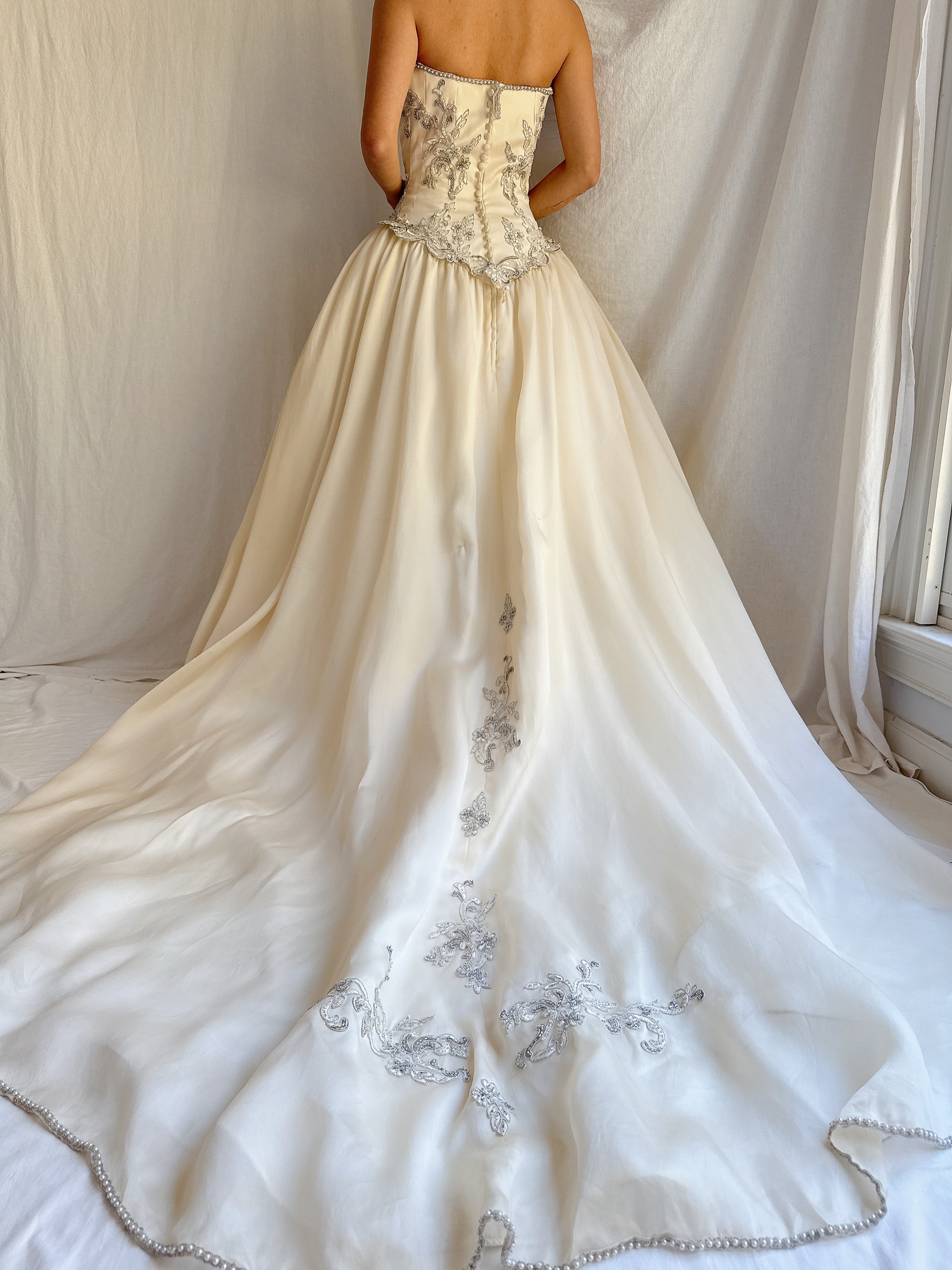 Vintage Silk Organza Embroidered Gown - XS/2