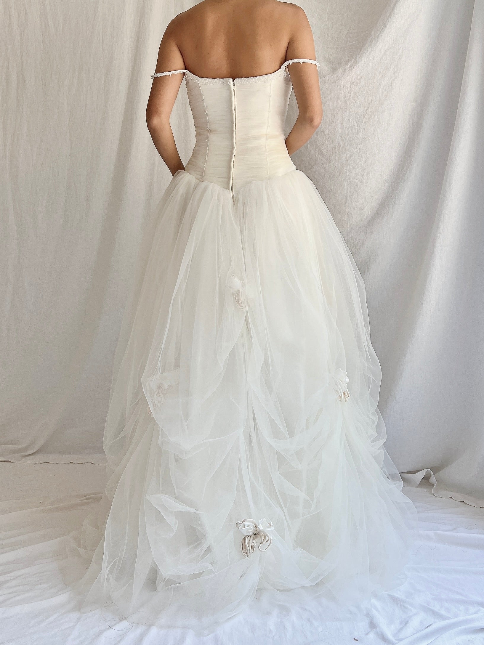 1990s Tulle Ruched Gown - S/8