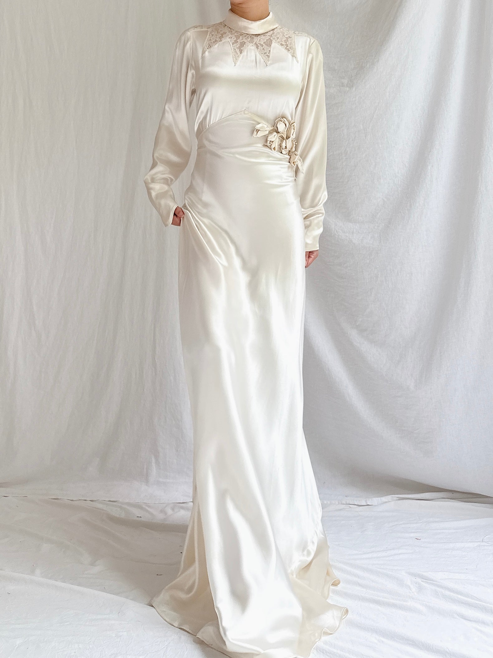 1930s Satin Slip Long Sleeve Slip Gown - S