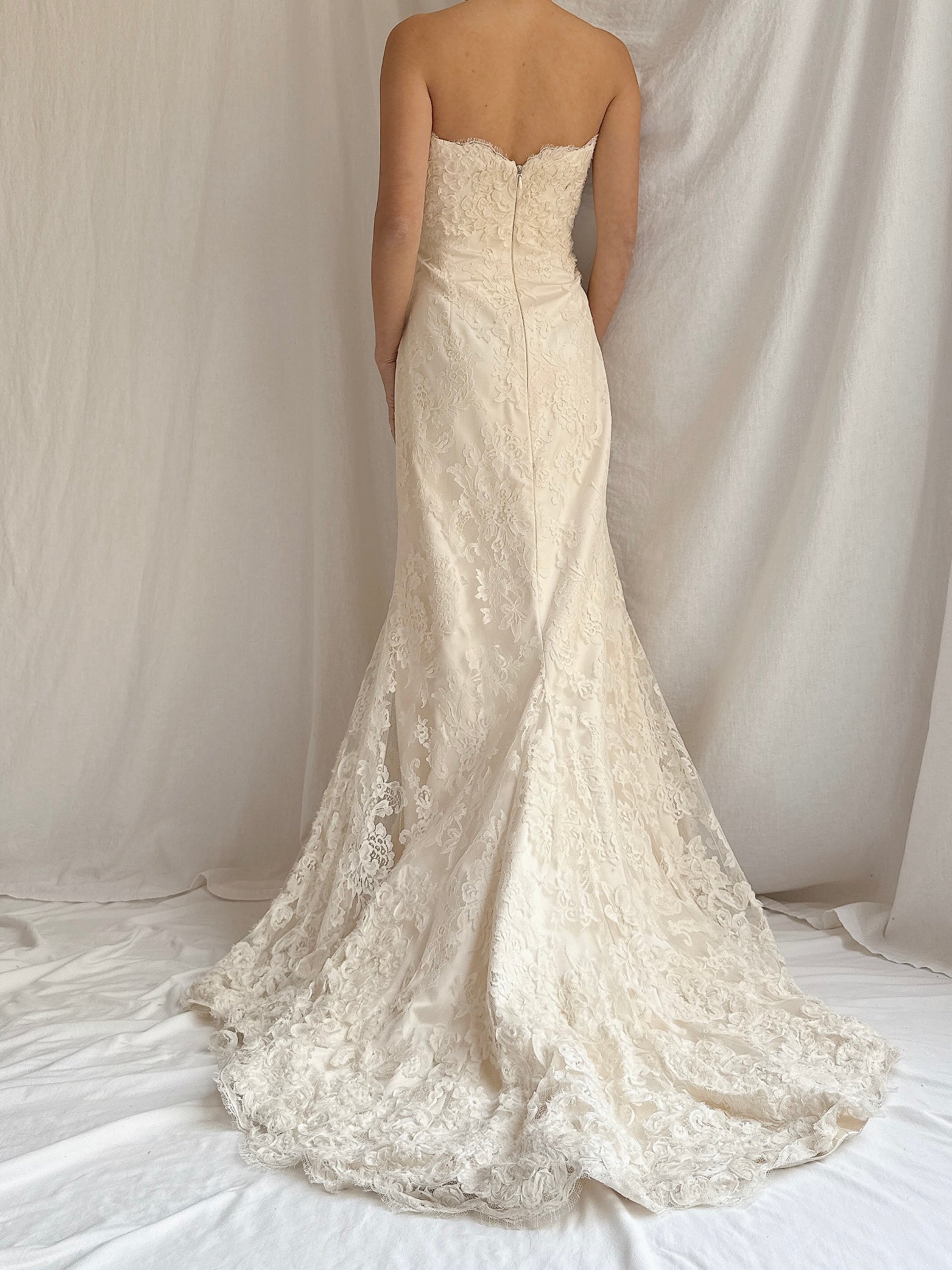 Vintage Strapless Lace Embroidered Gown - M/6