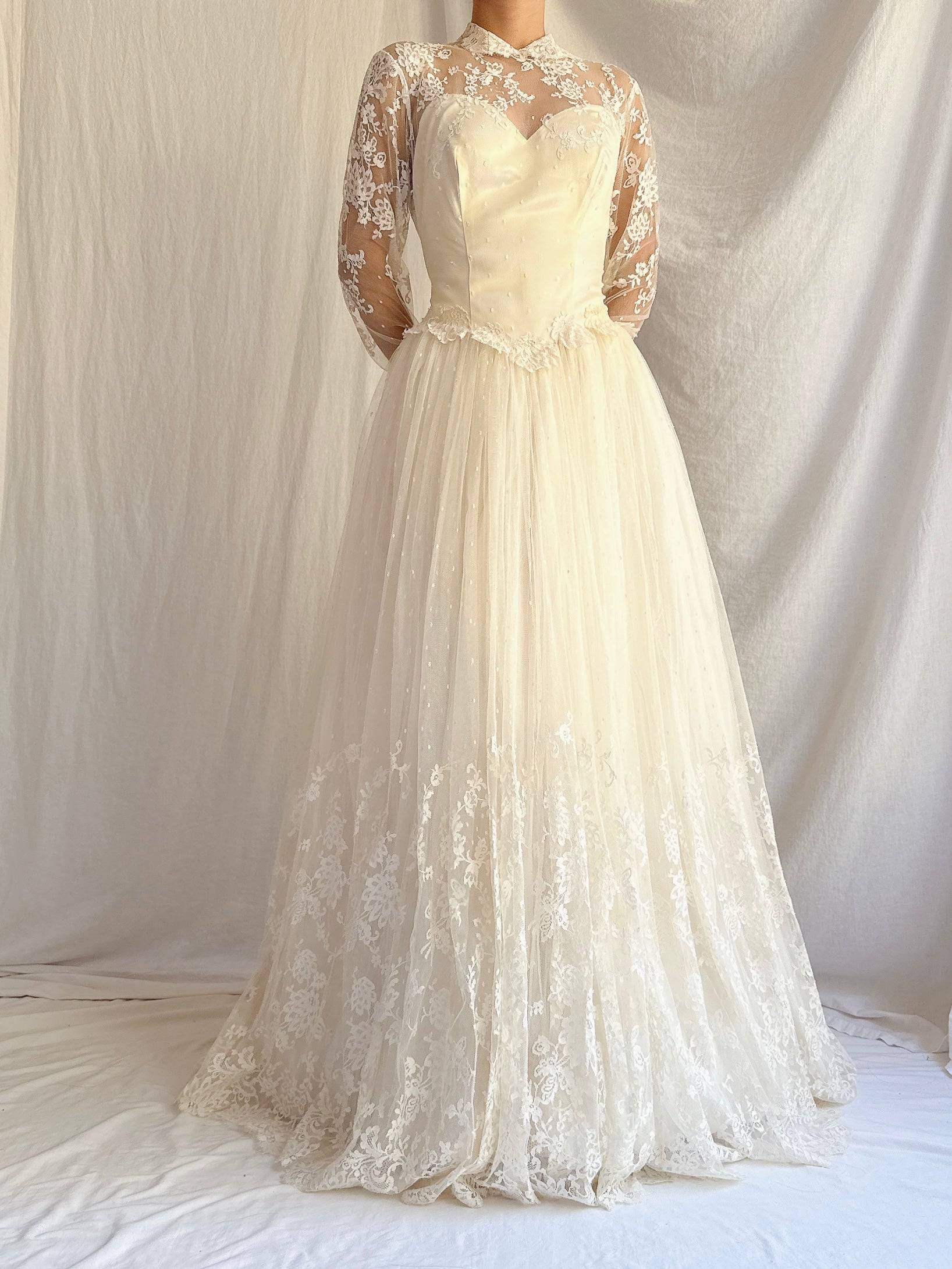Vintage Silk Lace Gown - Size XS/S