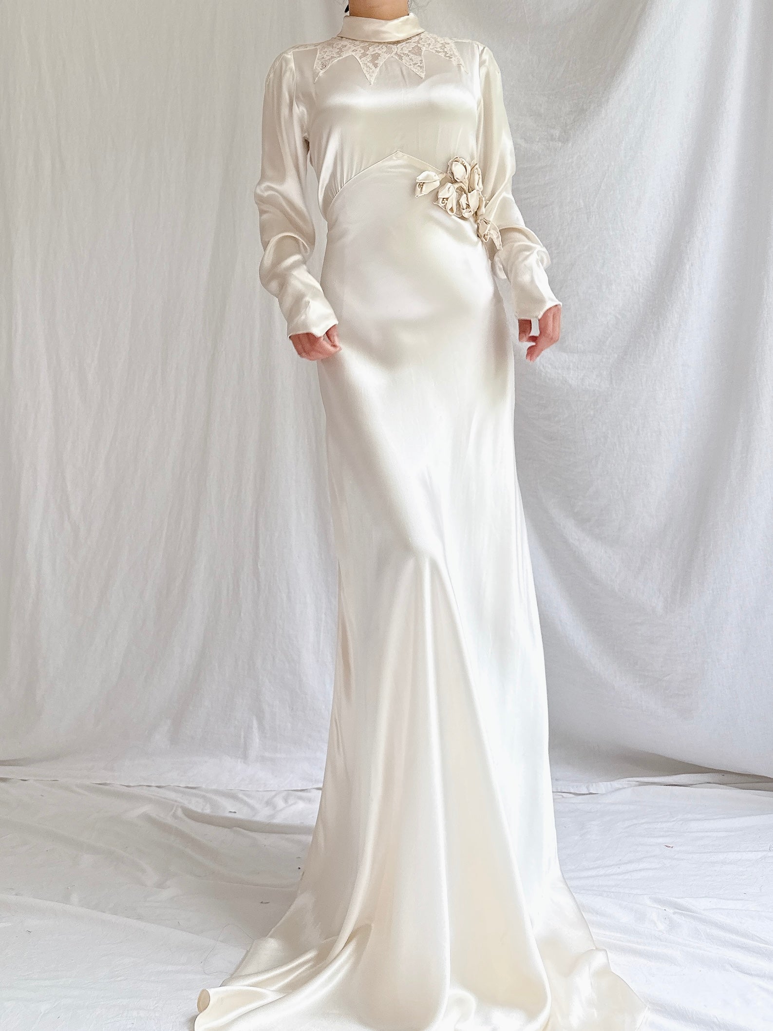 1930s Satin Slip Long Sleeve Slip Gown - S