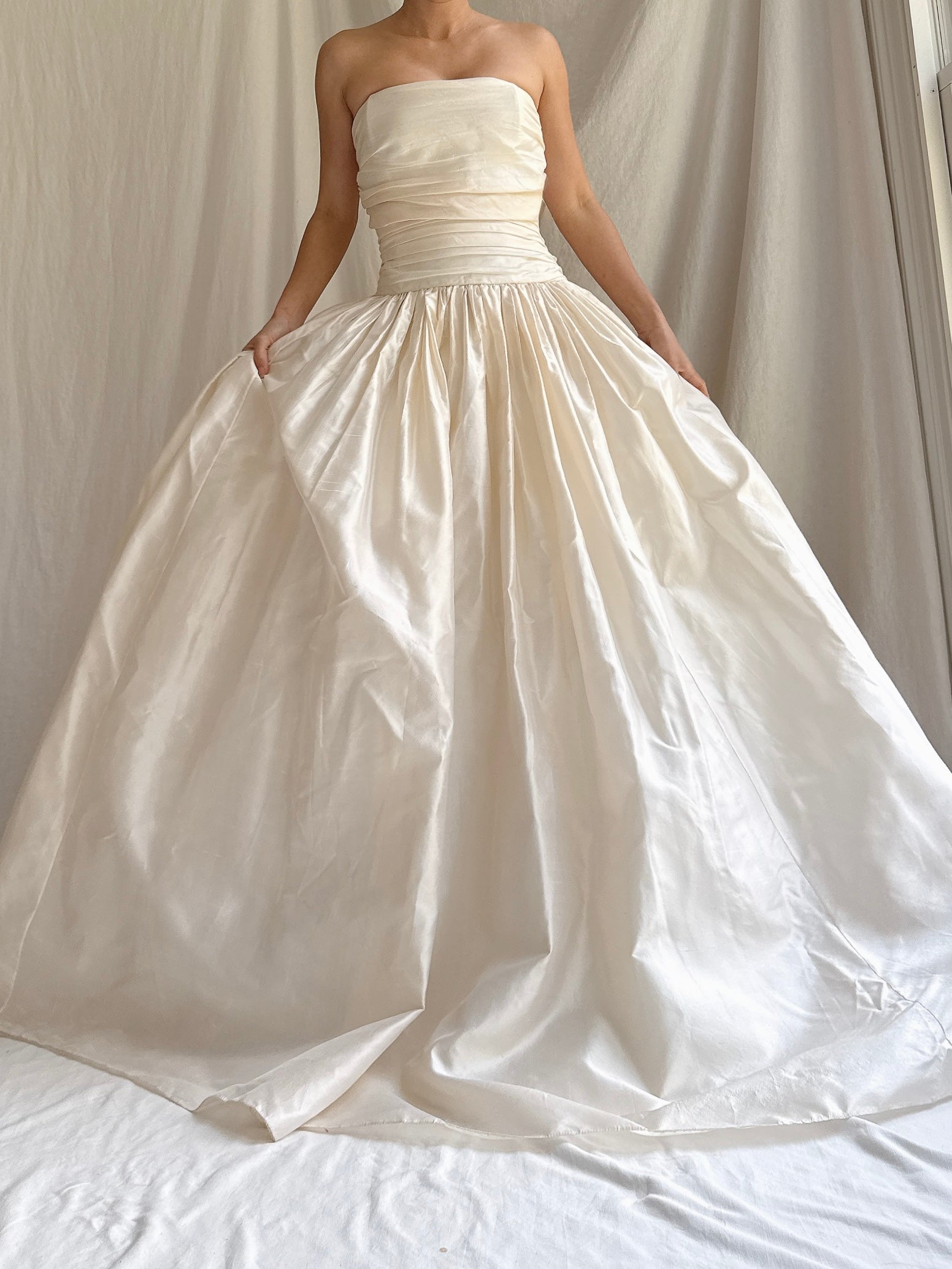 Vintage Silk Strapless Gown - M/8