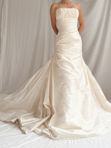 Vintage Pronovias Strapless Silk Gown - M
