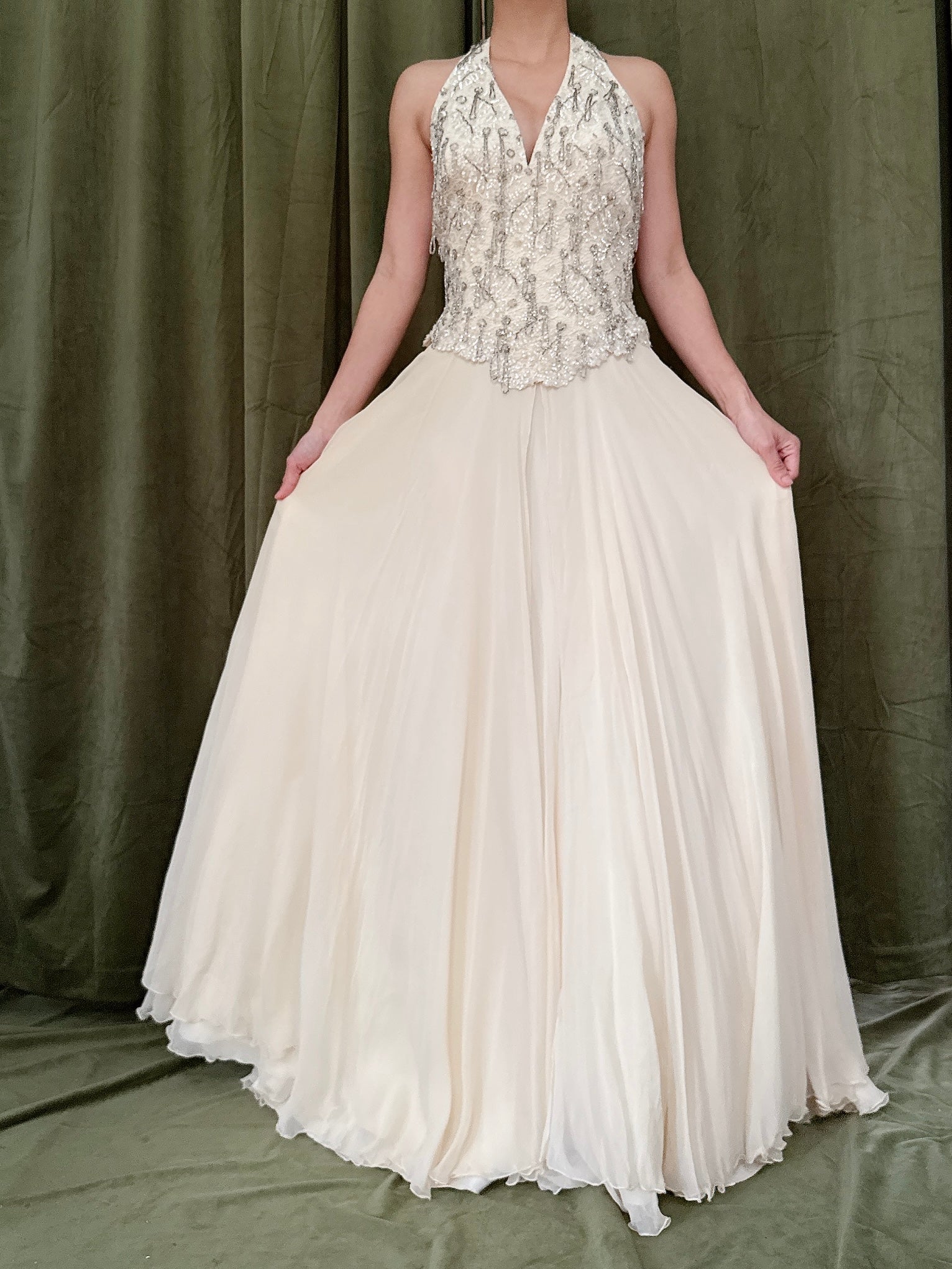 Vintage Silk Halter Chiffon Dress - 27W/34B/58L from shoulder