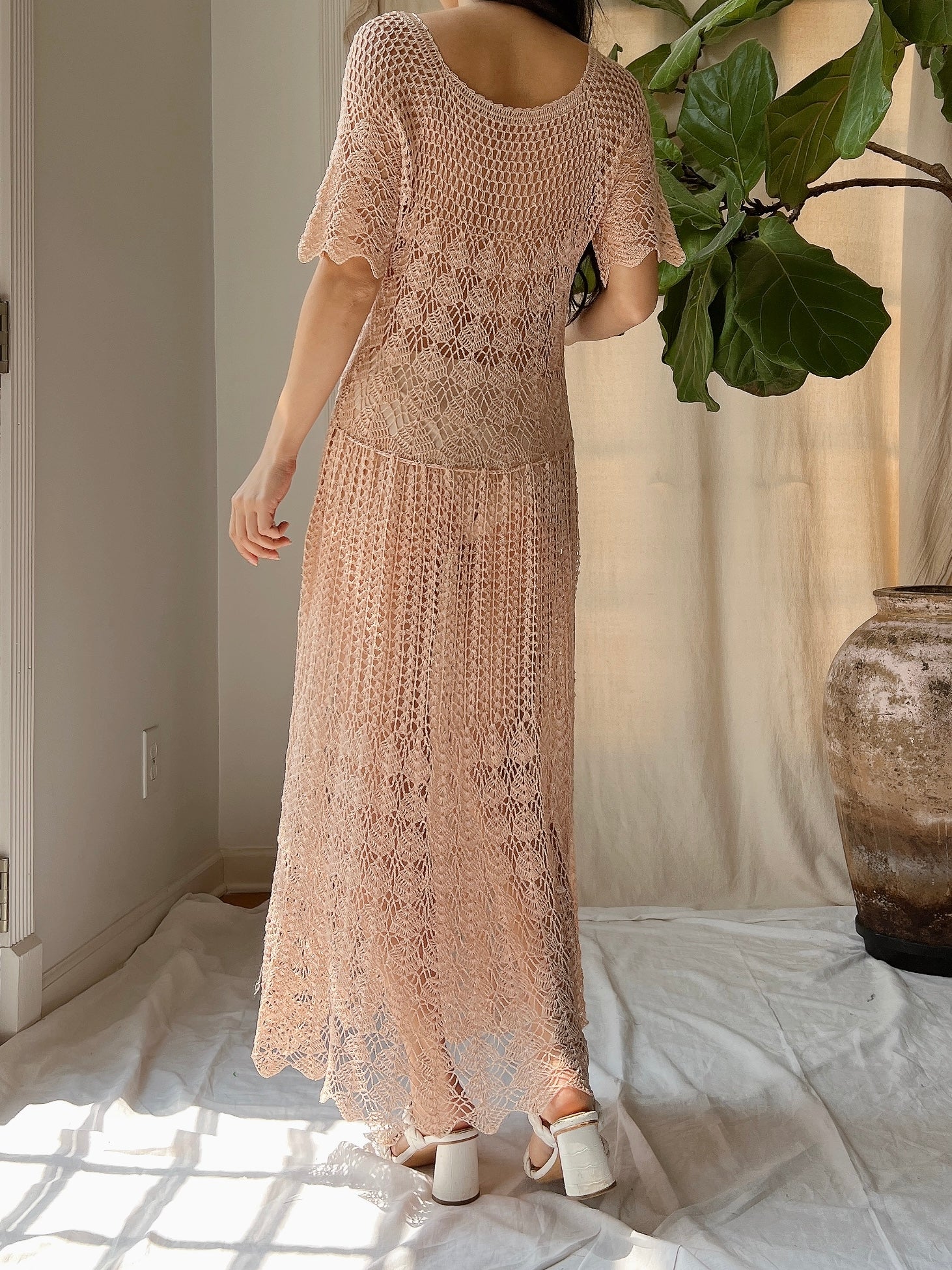 1970s Dusty Pink Crochet Dress - S-M
