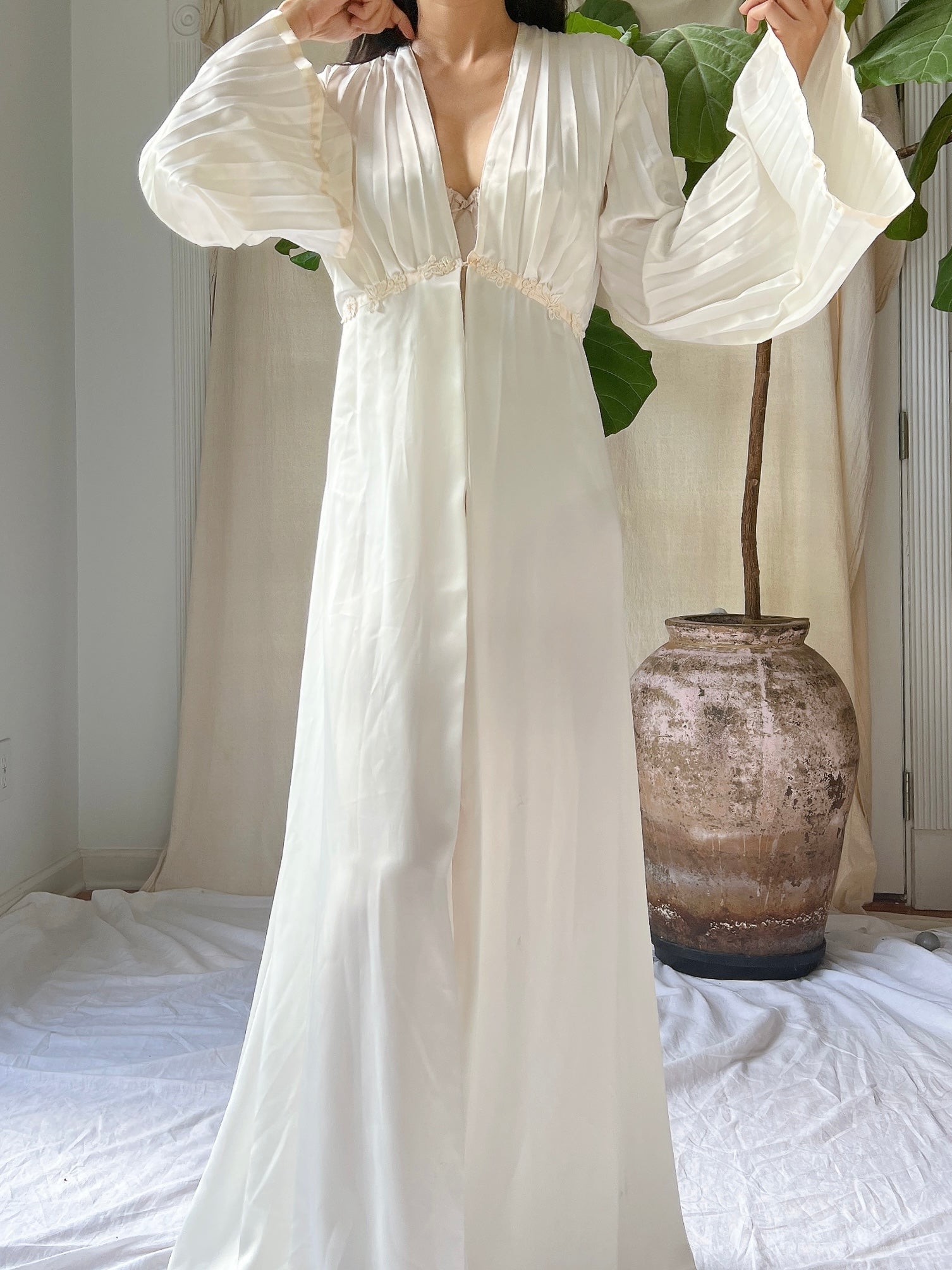 Vintage Satin Pleated Dressing Gown - S-M | G O S S A M E R Vintage Satin Pleated Dressing Gown - S-M | G O S S A M E R
