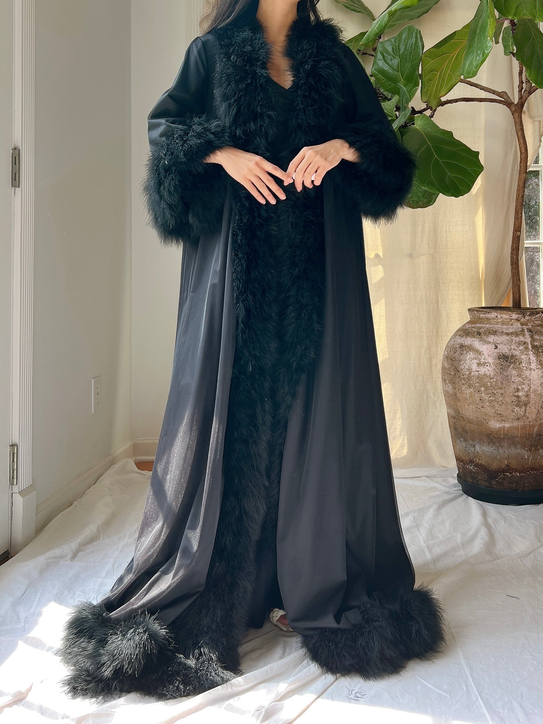 silk marabou dressing gown The best price in online shop! Luxury dressing gowns, feather robe