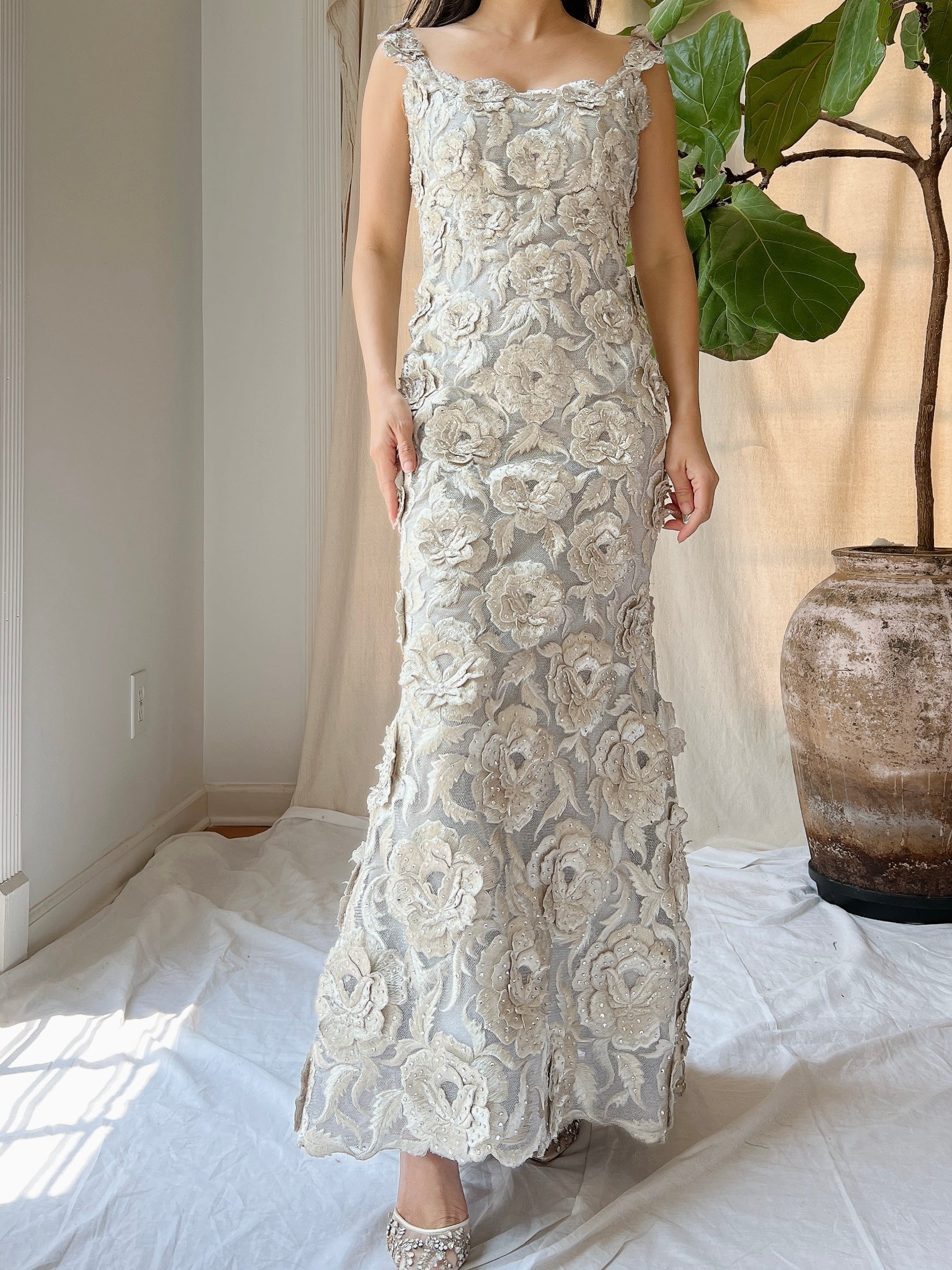 Fe Zandi Couture 3D Rose Gown - S/4