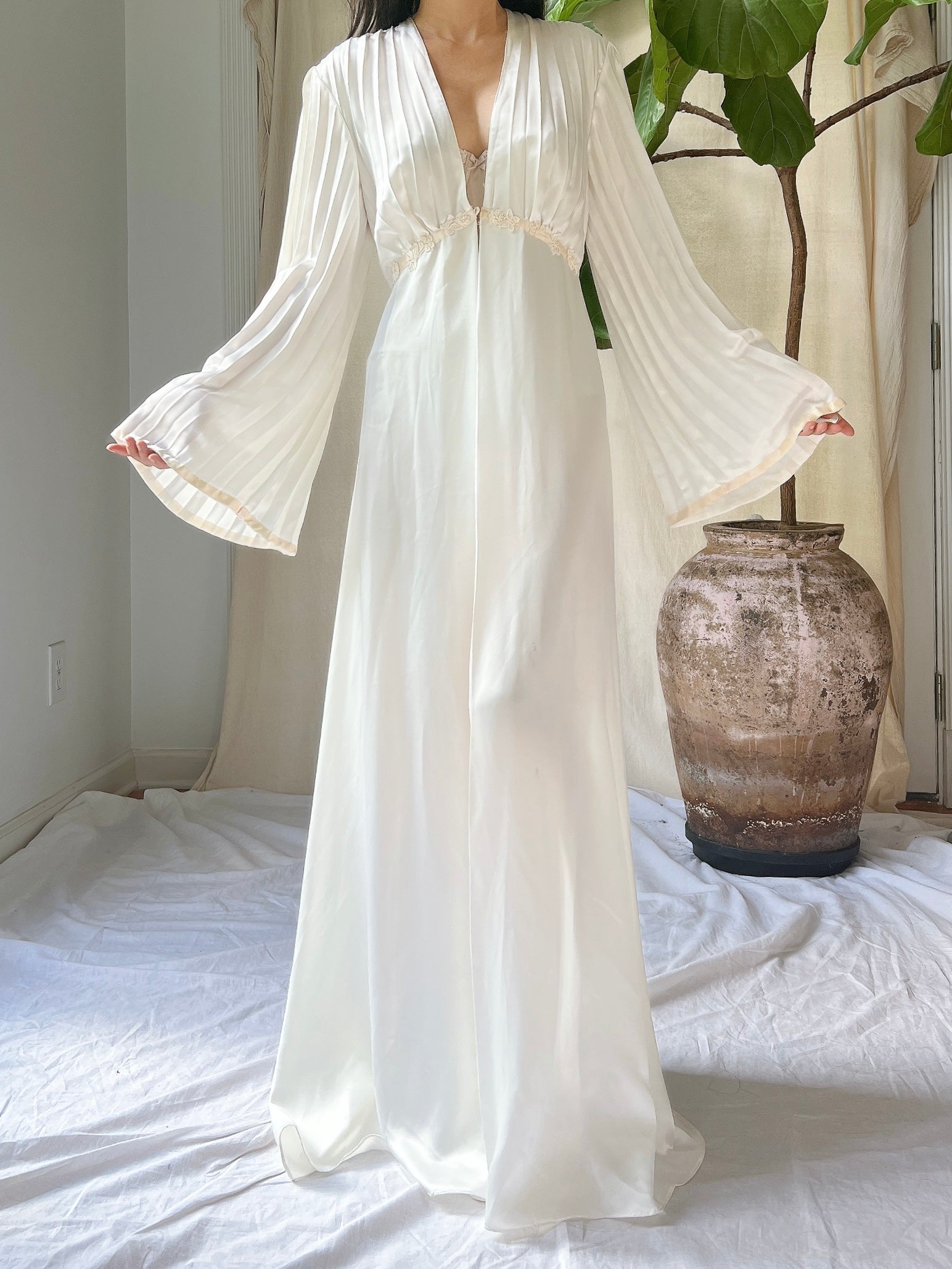 Vintage Satin Pleated Dressing Gown - S-M
